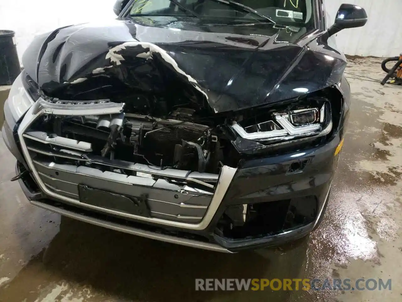 9 Photograph of a damaged car WA1BNAFY7K2099253 AUDI Q5 2019