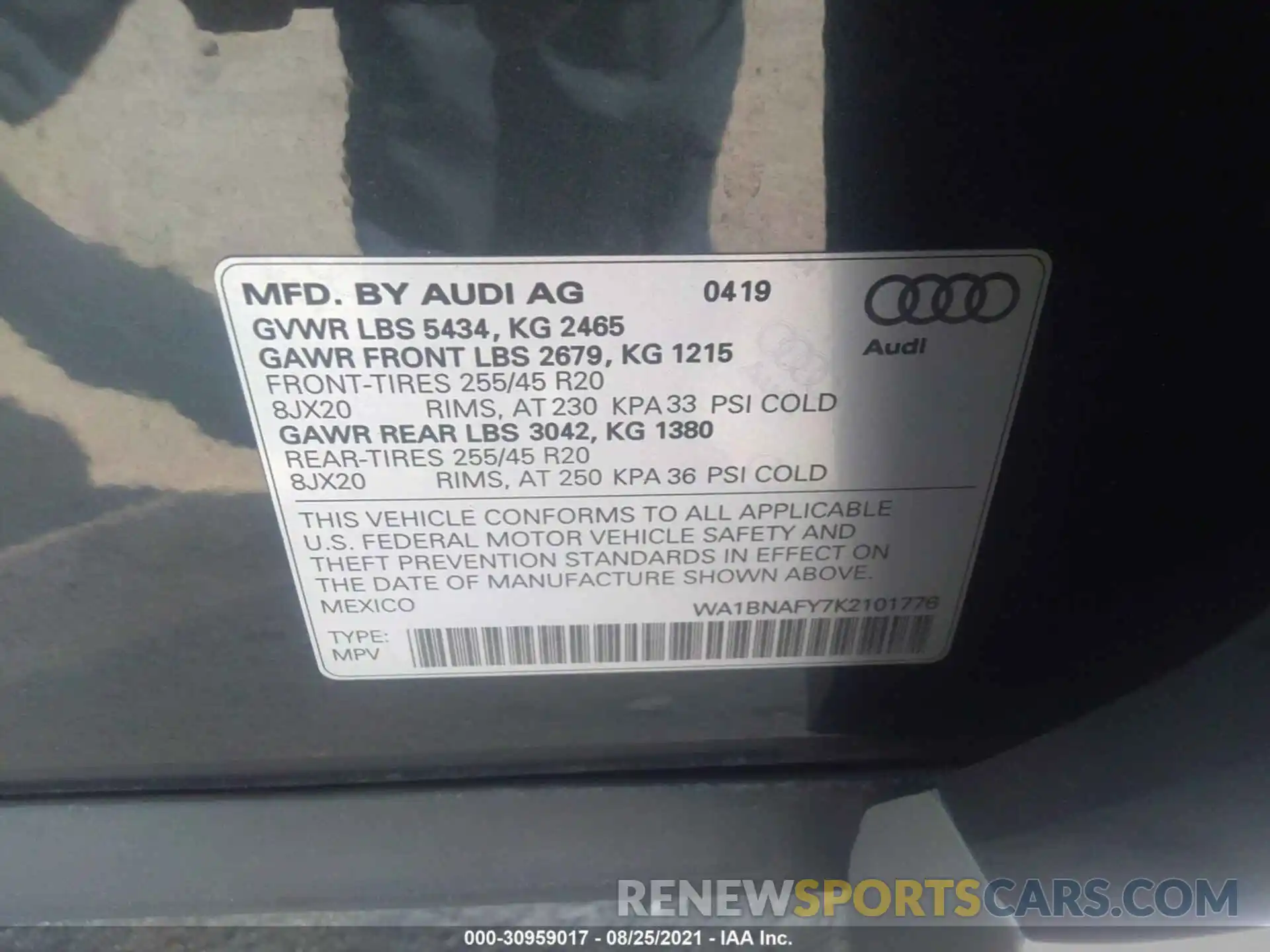 9 Photograph of a damaged car WA1BNAFY7K2101776 AUDI Q5 2019