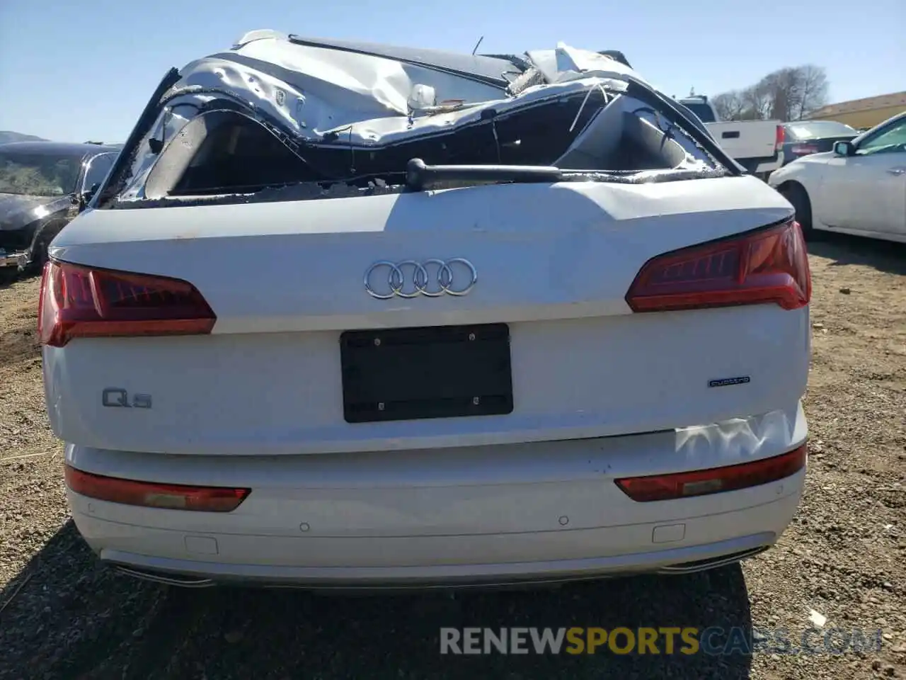 9 Photograph of a damaged car WA1BNAFY7K2108467 AUDI Q5 2019