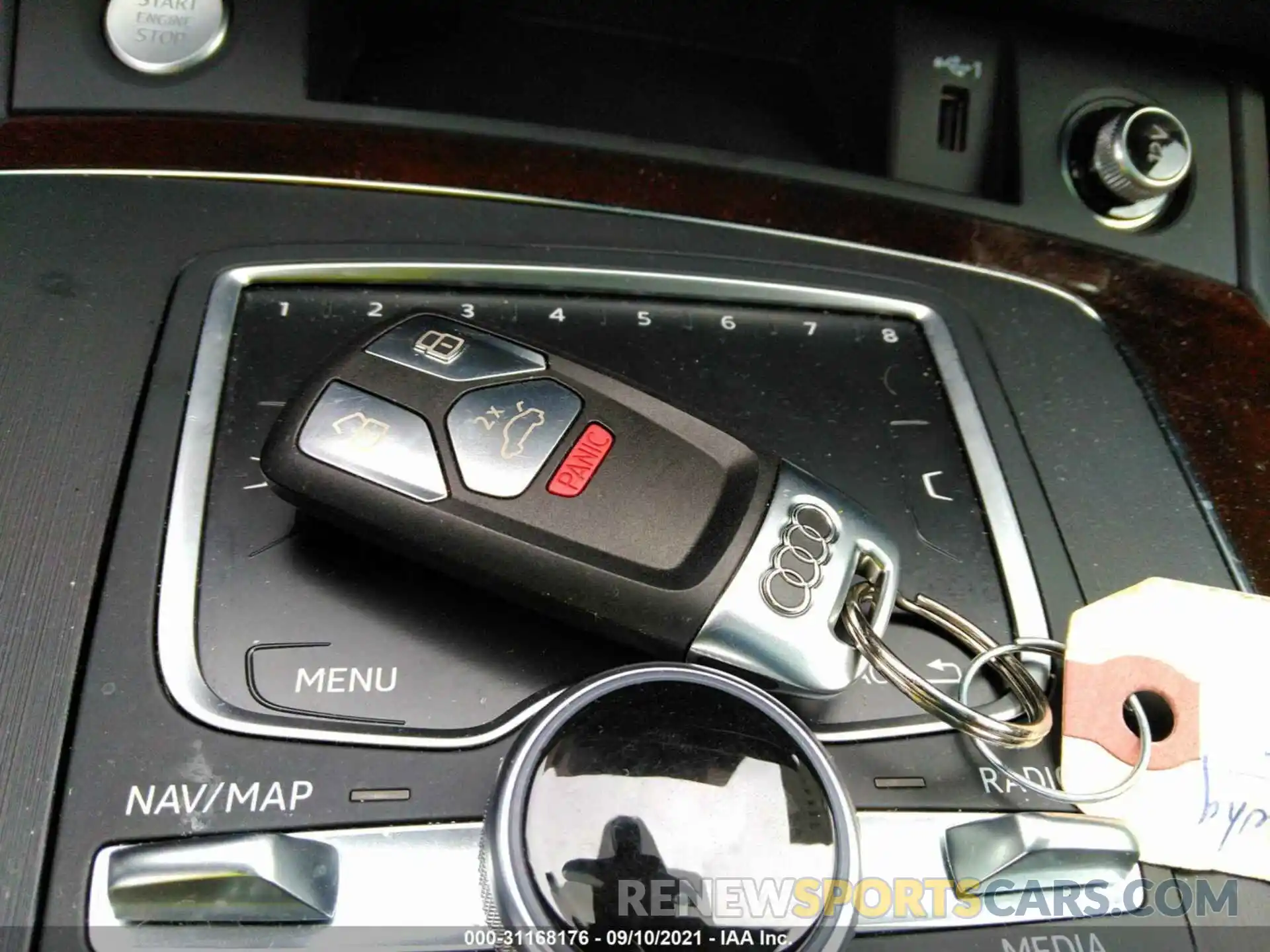 11 Photograph of a damaged car WA1BNAFY7K2110218 AUDI Q5 2019