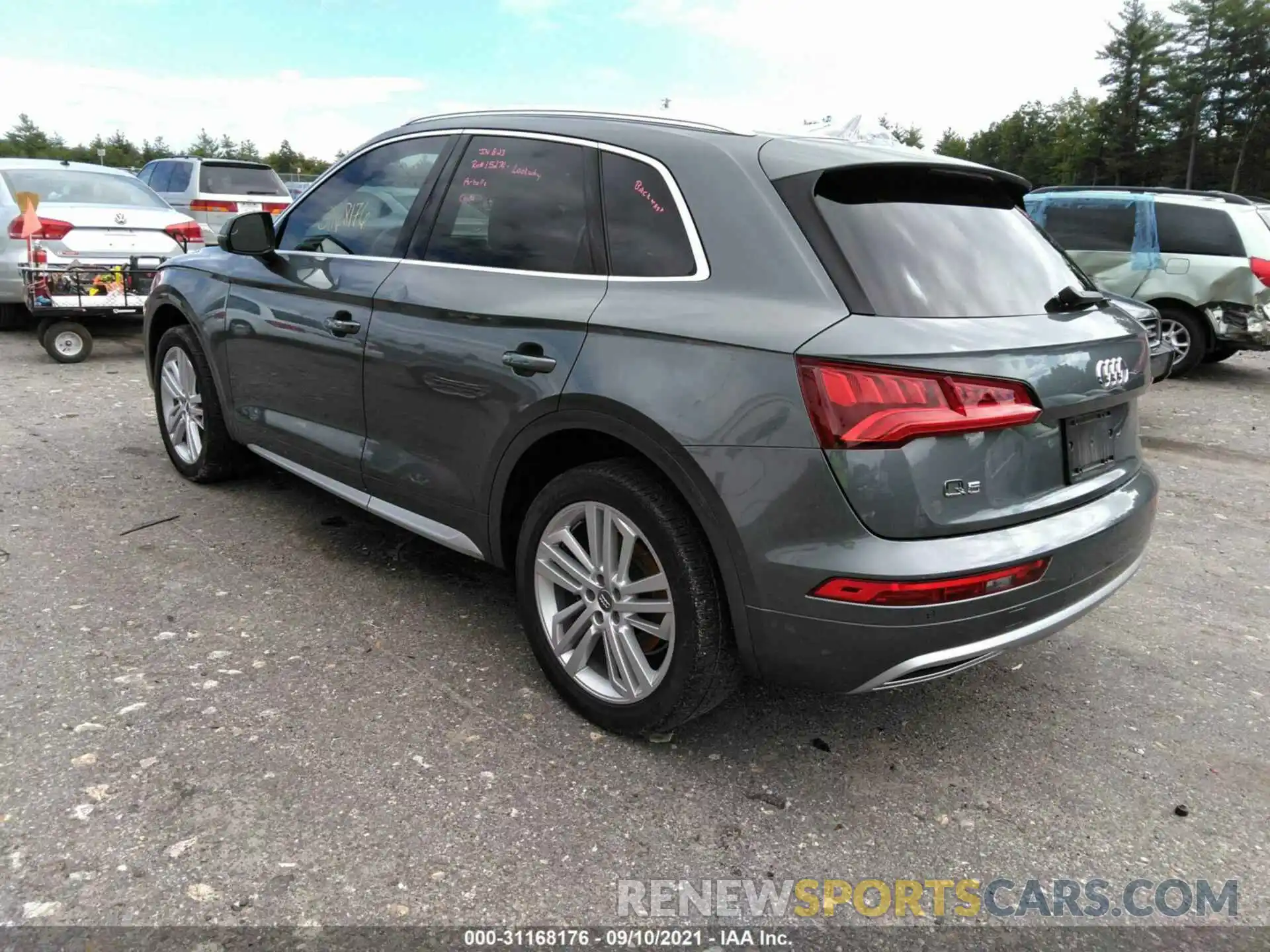 3 Фотография поврежденного автомобиля WA1BNAFY7K2110218 AUDI Q5 2019