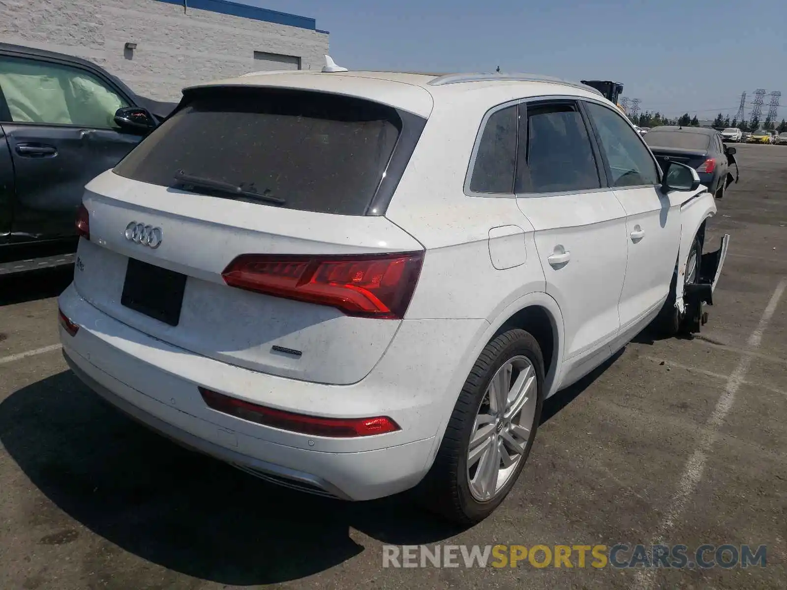 4 Фотография поврежденного автомобиля WA1BNAFY7K2122871 AUDI Q5 2019