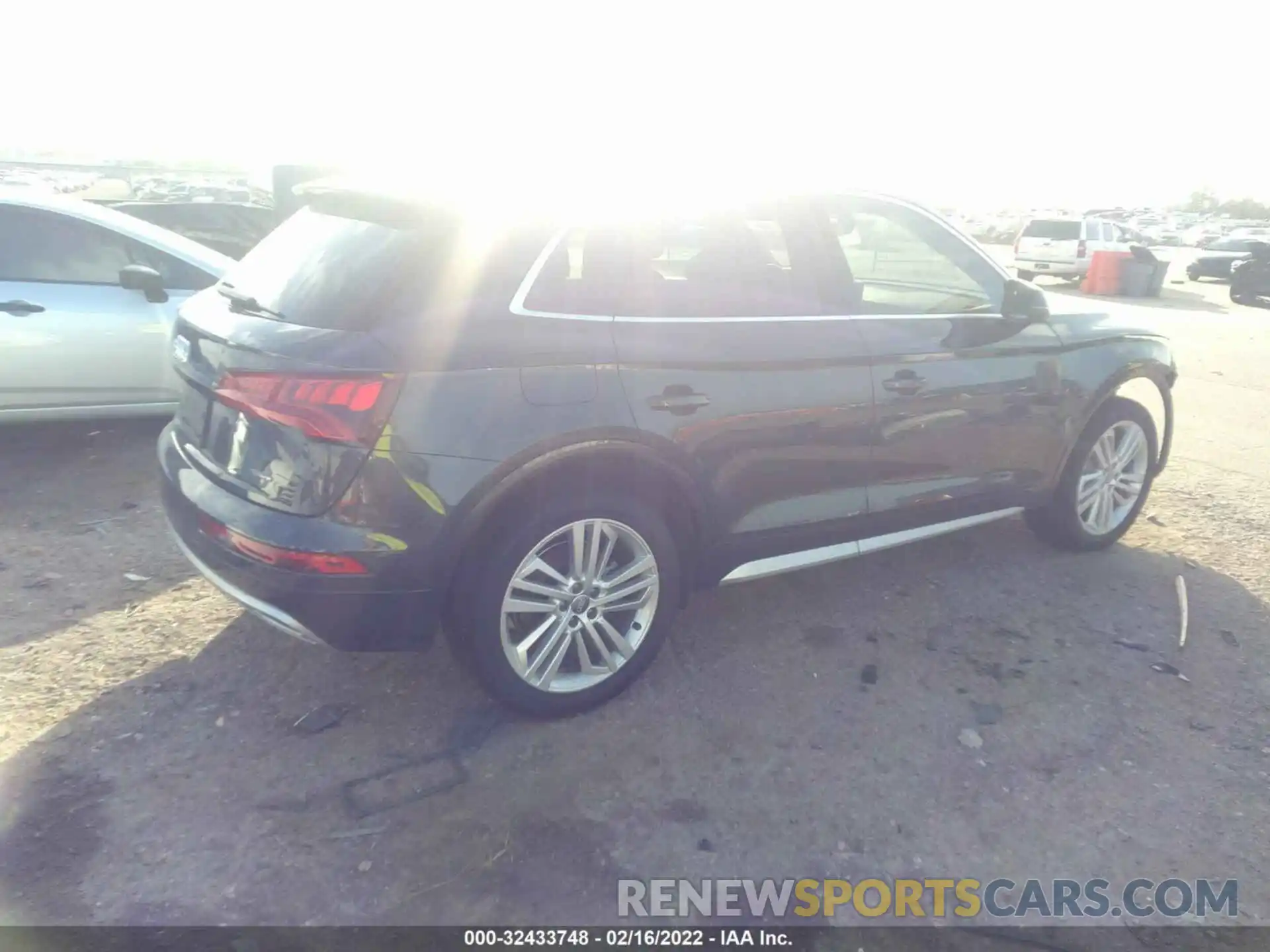 4 Photograph of a damaged car WA1BNAFY7K2131344 AUDI Q5 2019