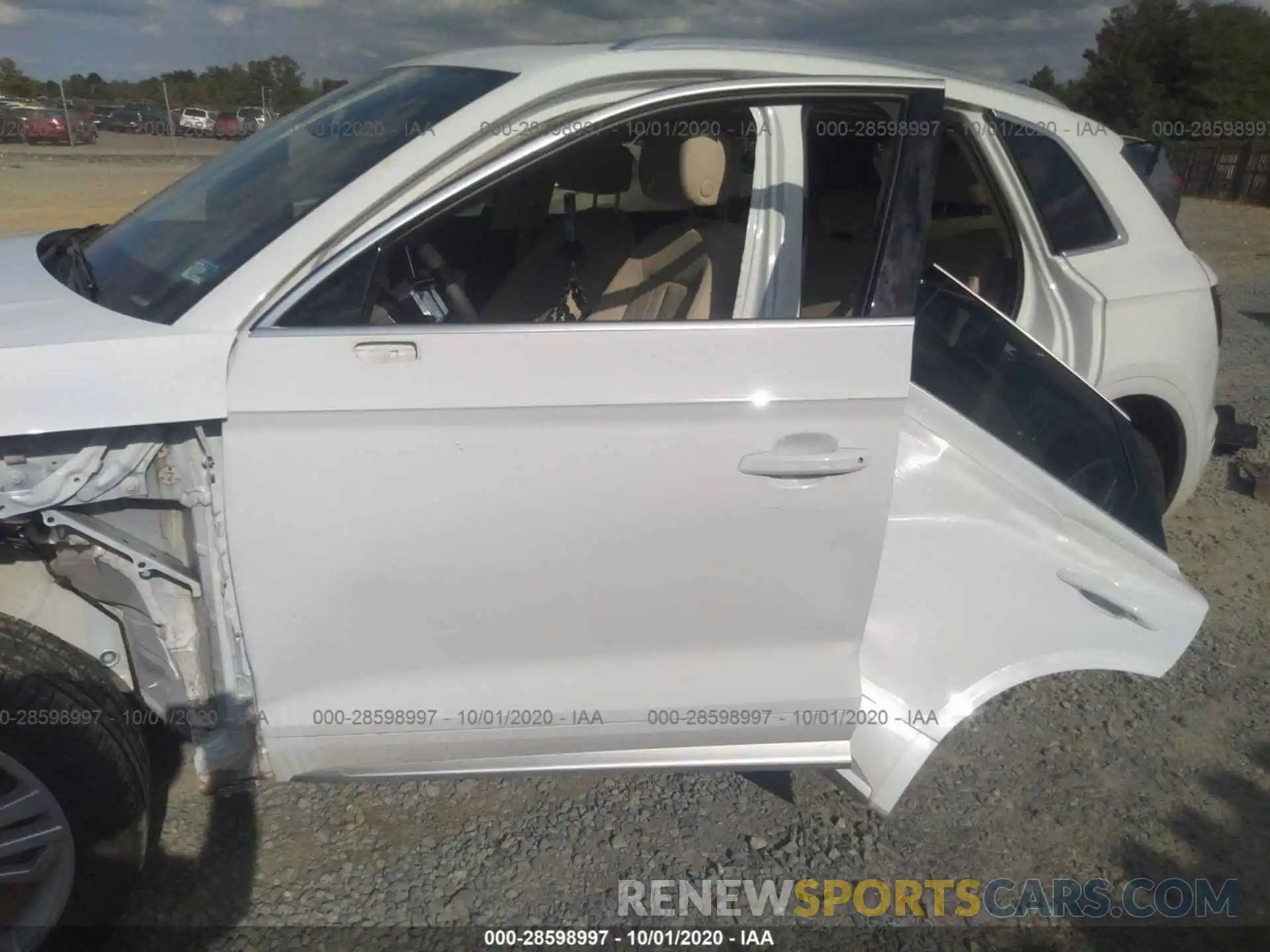 6 Photograph of a damaged car WA1BNAFY7K2136429 AUDI Q5 2019