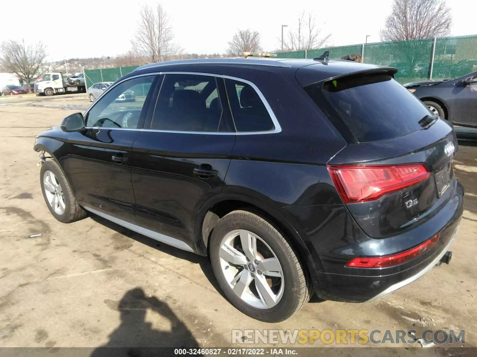 3 Фотография поврежденного автомобиля WA1BNAFY7K2142960 AUDI Q5 2019