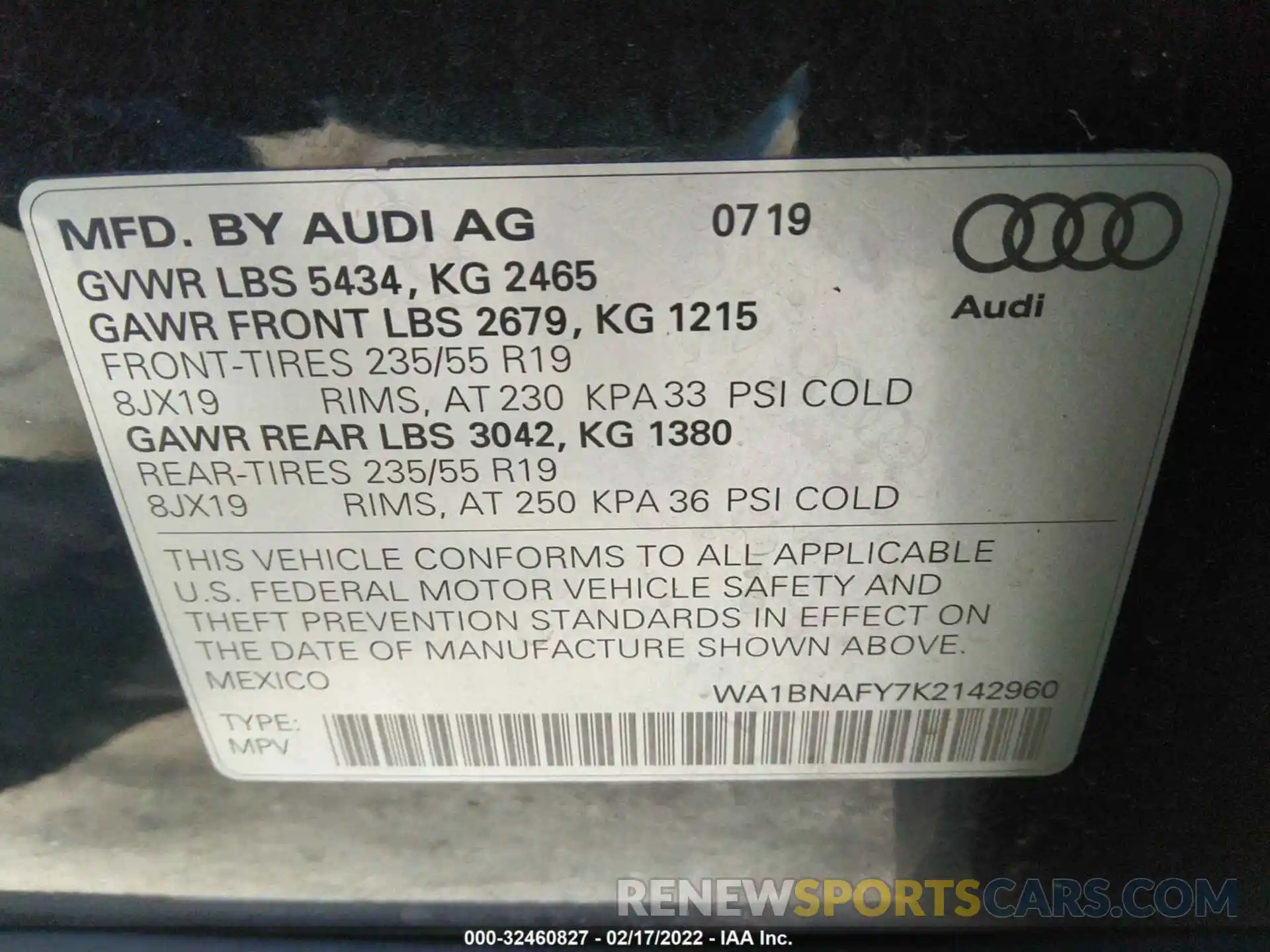 9 Photograph of a damaged car WA1BNAFY7K2142960 AUDI Q5 2019