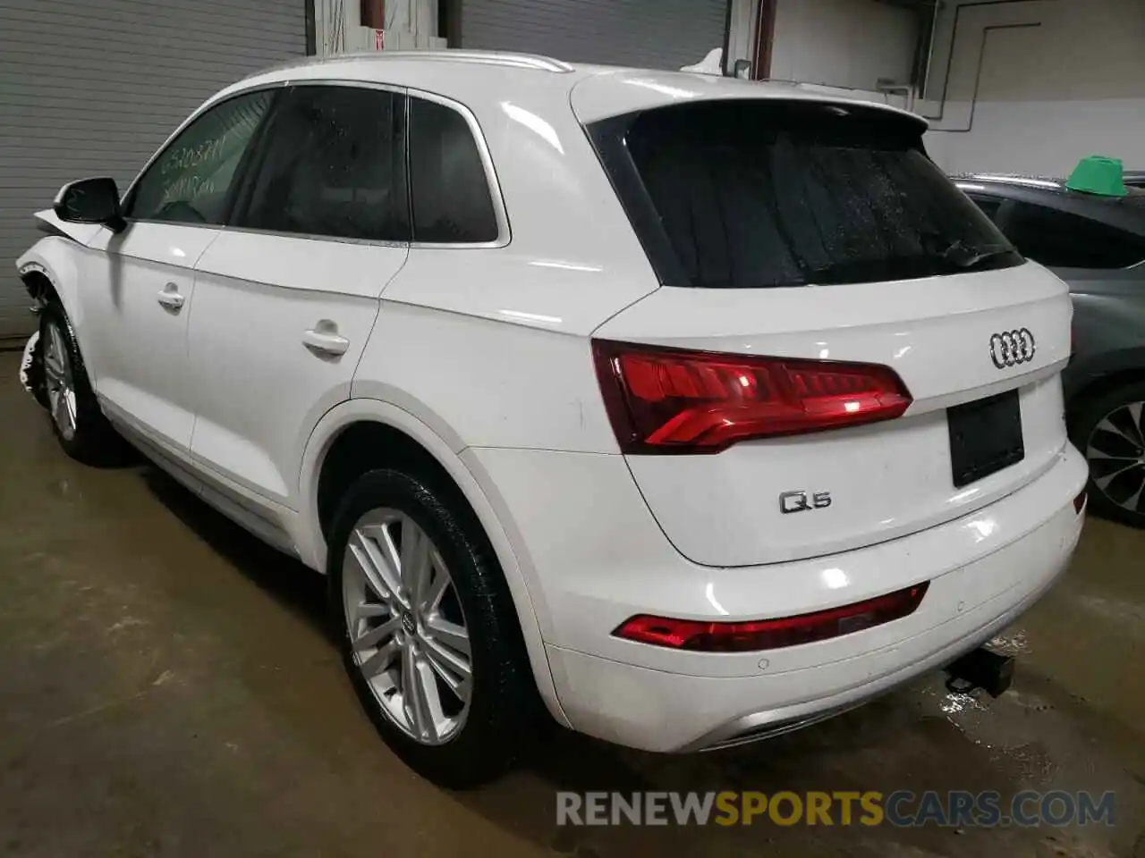 3 Фотография поврежденного автомобиля WA1BNAFY8K2017501 AUDI Q5 2019