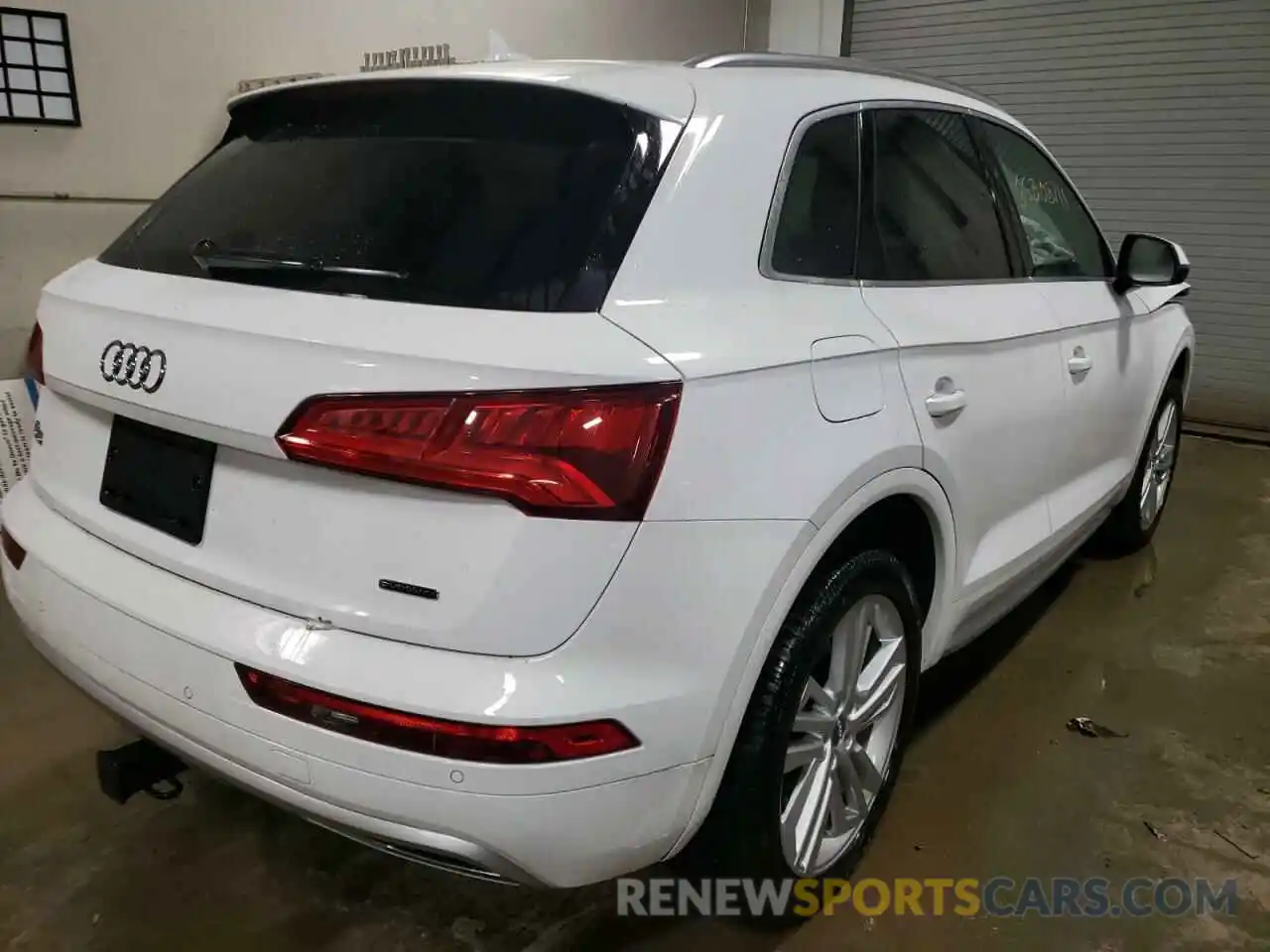 4 Photograph of a damaged car WA1BNAFY8K2017501 AUDI Q5 2019