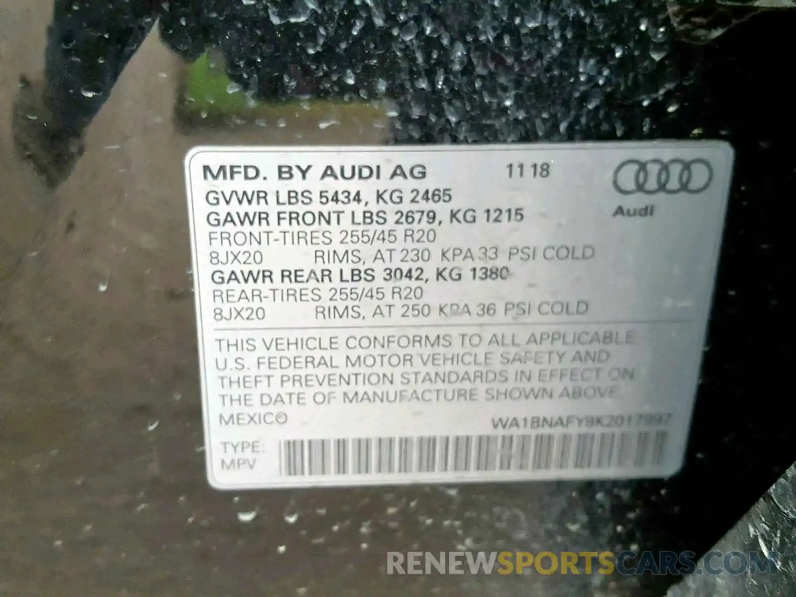 10 Photograph of a damaged car WA1BNAFY8K2017997 AUDI Q5 2019