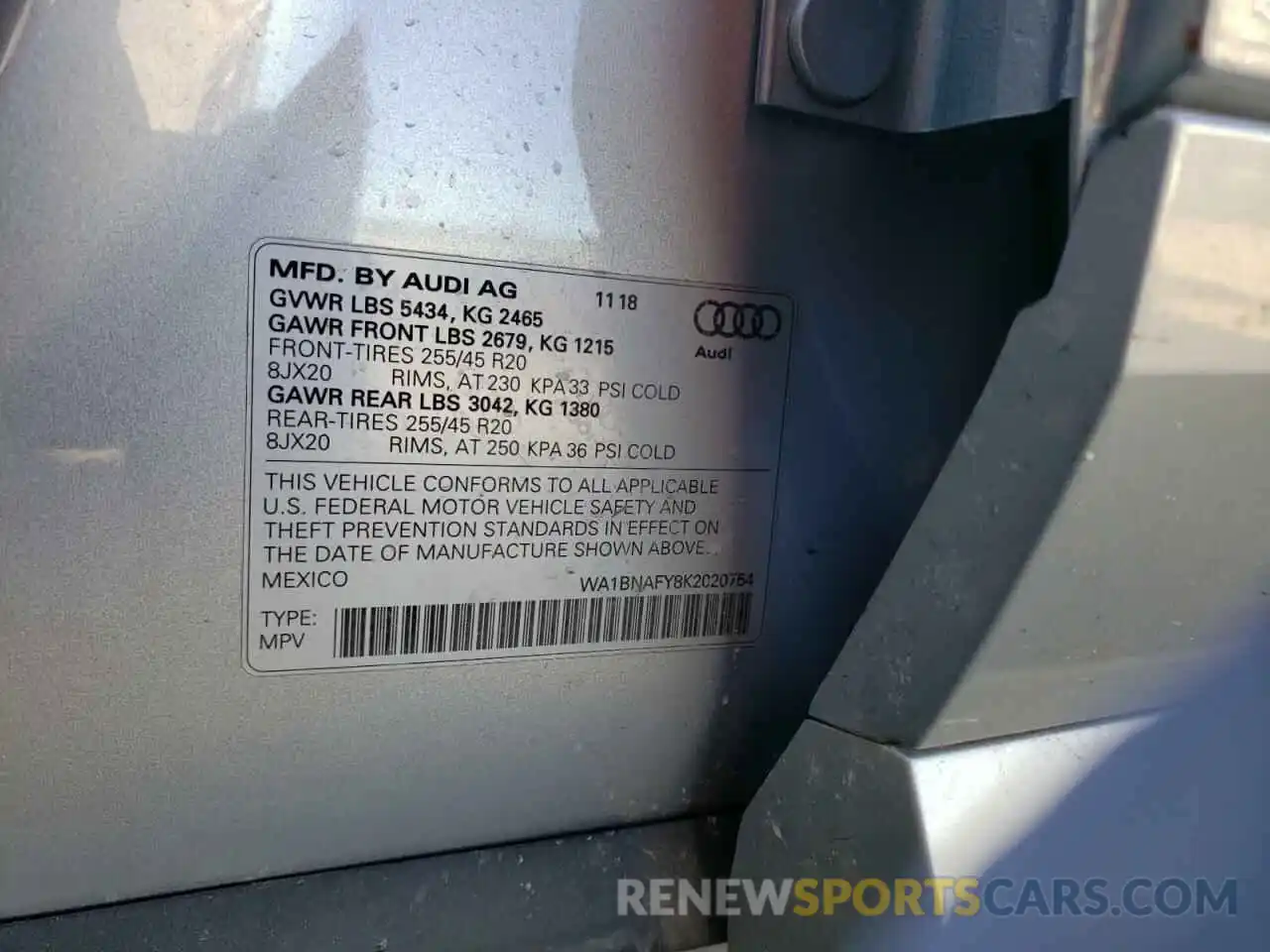 10 Photograph of a damaged car WA1BNAFY8K2020754 AUDI Q5 2019