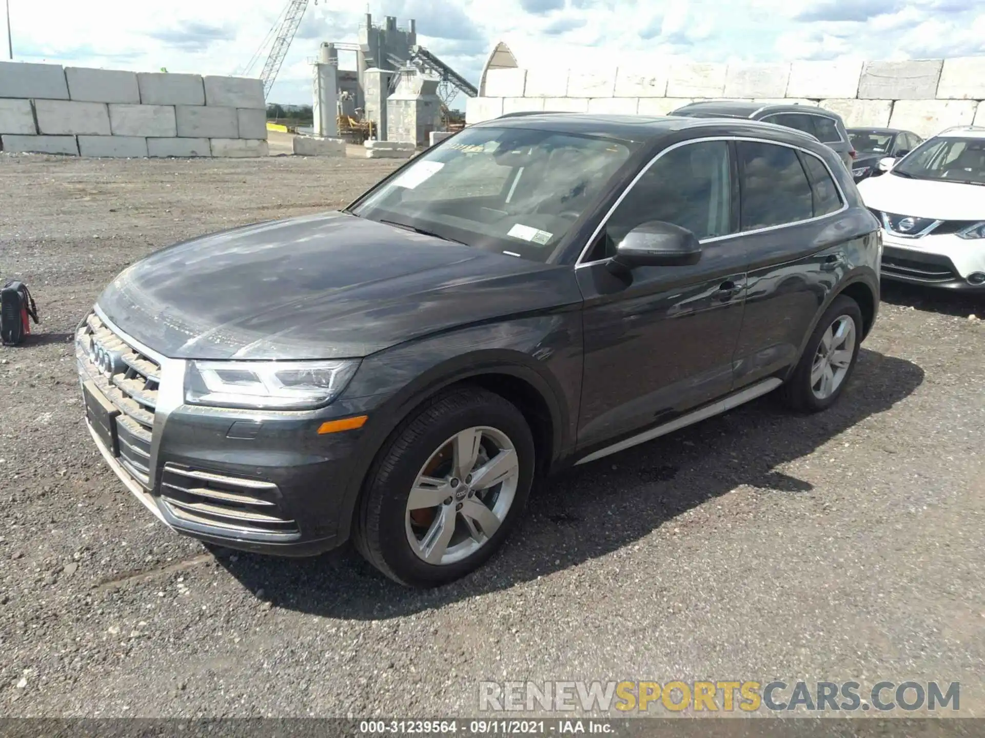 2 Фотография поврежденного автомобиля WA1BNAFY8K2032645 AUDI Q5 2019