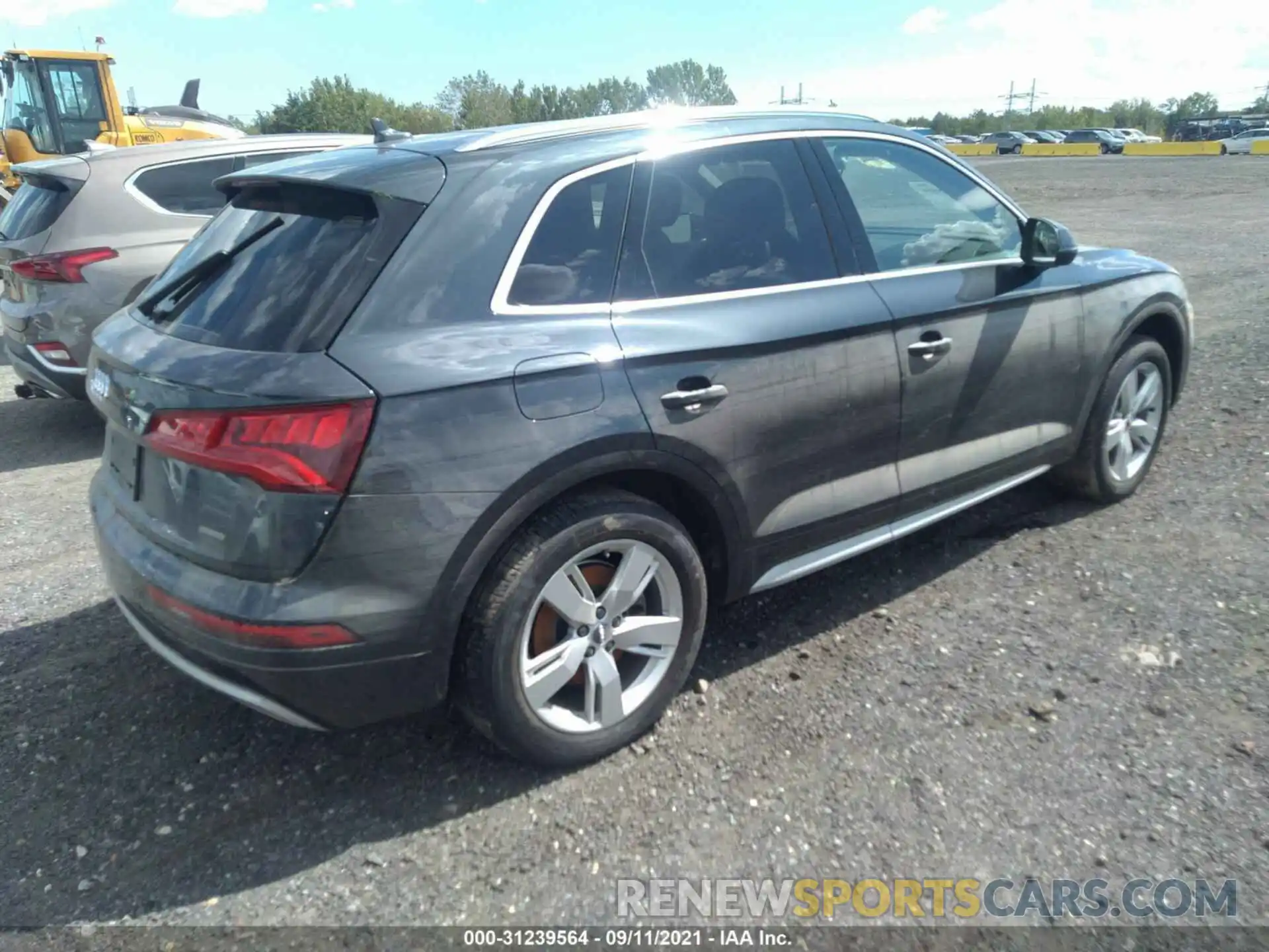 4 Photograph of a damaged car WA1BNAFY8K2032645 AUDI Q5 2019