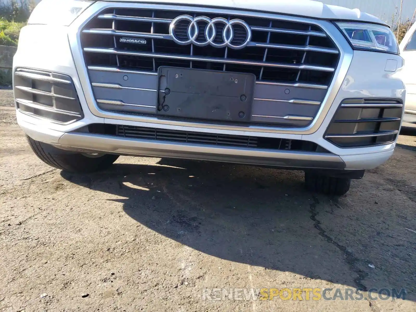 9 Photograph of a damaged car WA1BNAFY8K2034315 AUDI Q5 2019