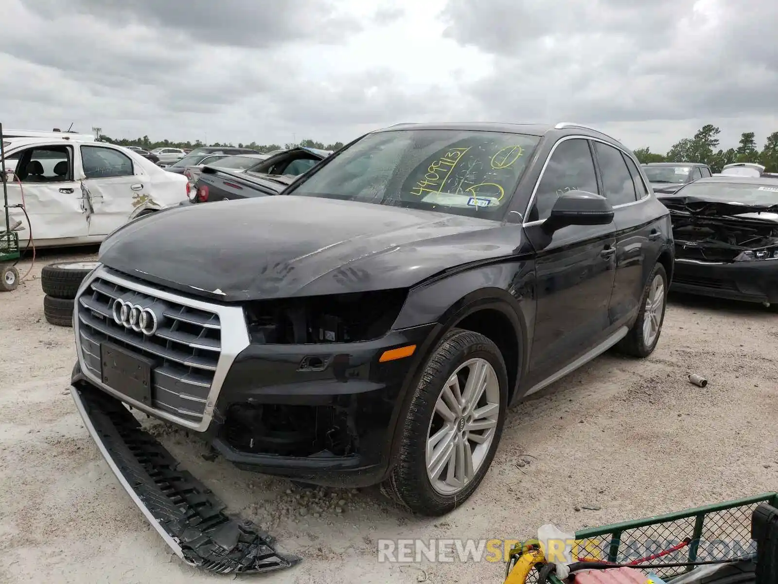 2 Фотография поврежденного автомобиля WA1BNAFY8K2049803 AUDI Q5 2019