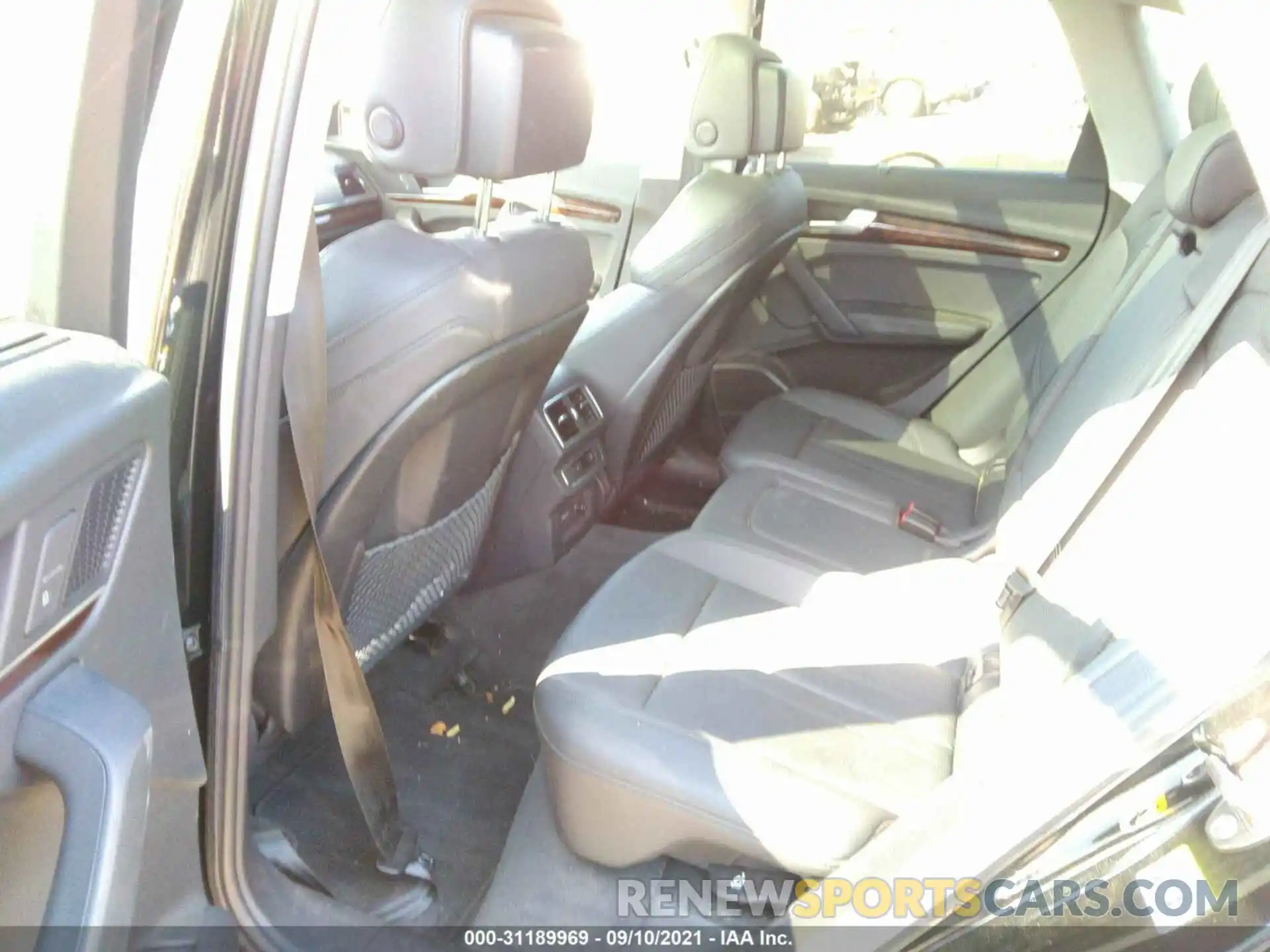 8 Photograph of a damaged car WA1BNAFY8K2050854 AUDI Q5 2019