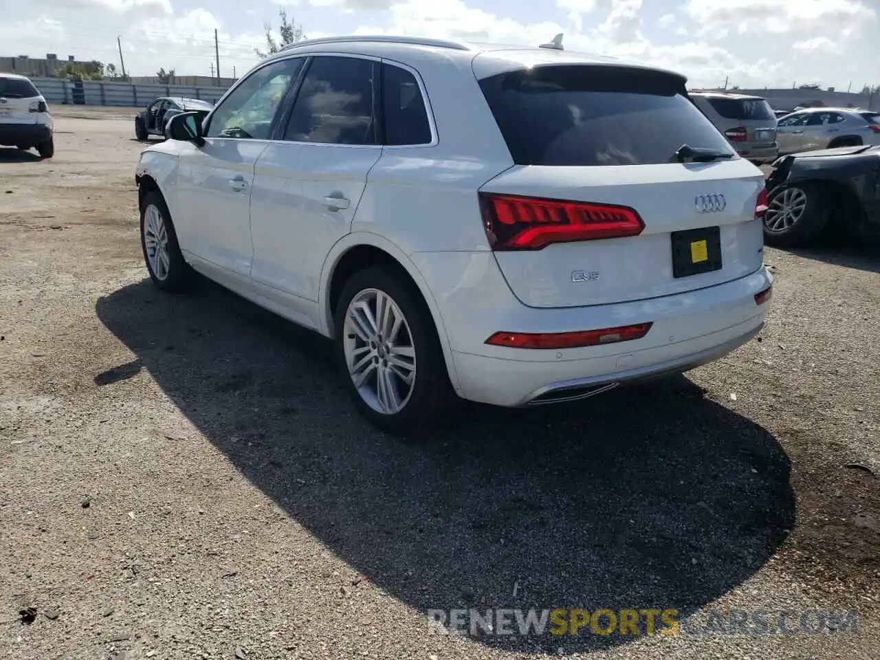 3 Photograph of a damaged car WA1BNAFY8K2066102 AUDI Q5 2019