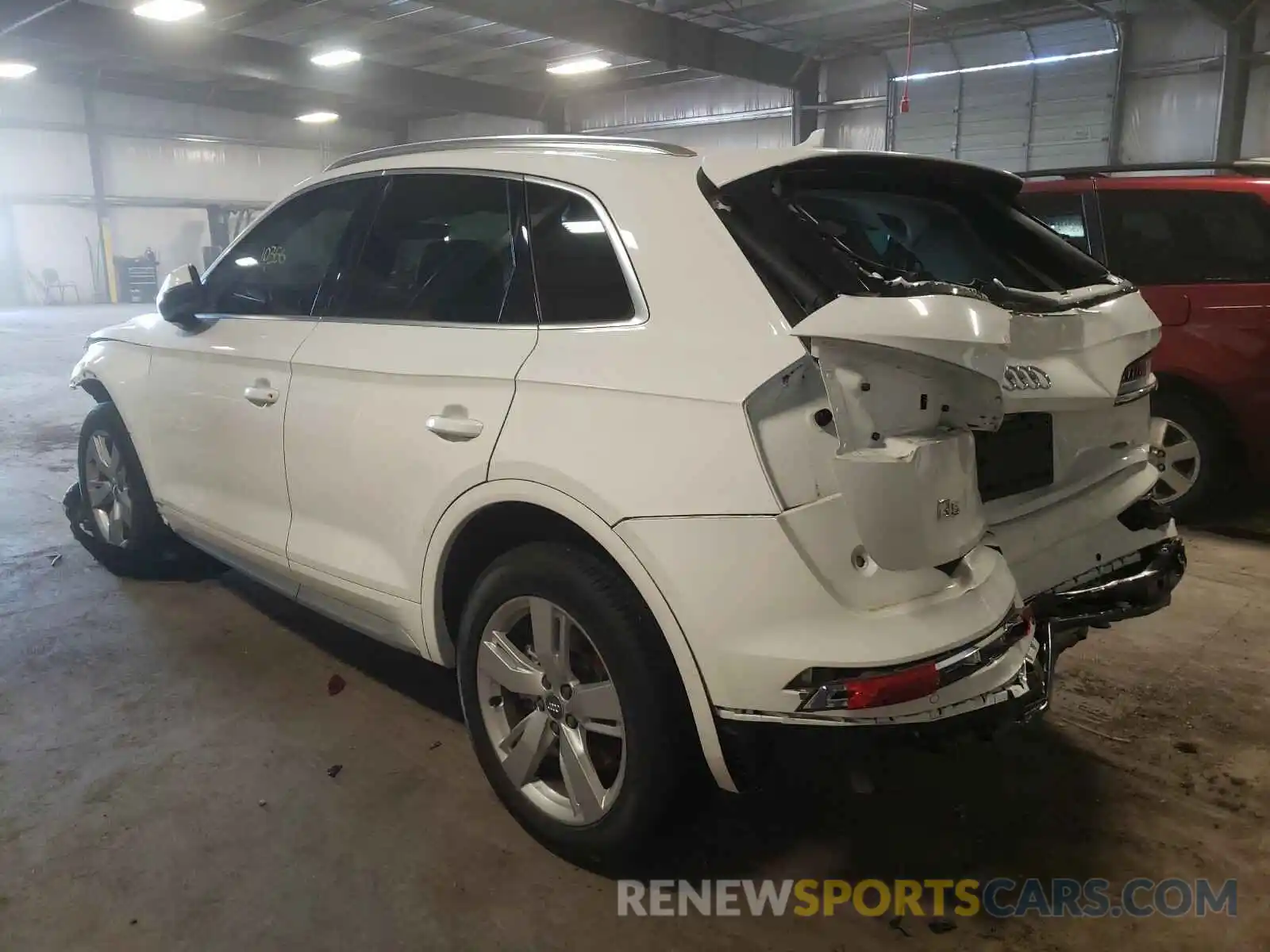 3 Фотография поврежденного автомобиля WA1BNAFY8K2069243 AUDI Q5 2019