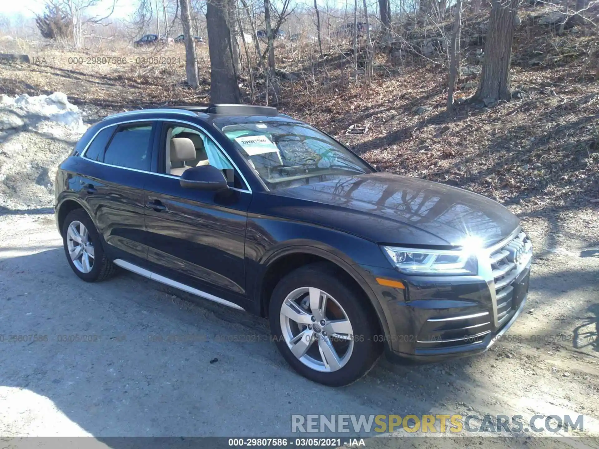 1 Photograph of a damaged car WA1BNAFY8K2071817 AUDI Q5 2019