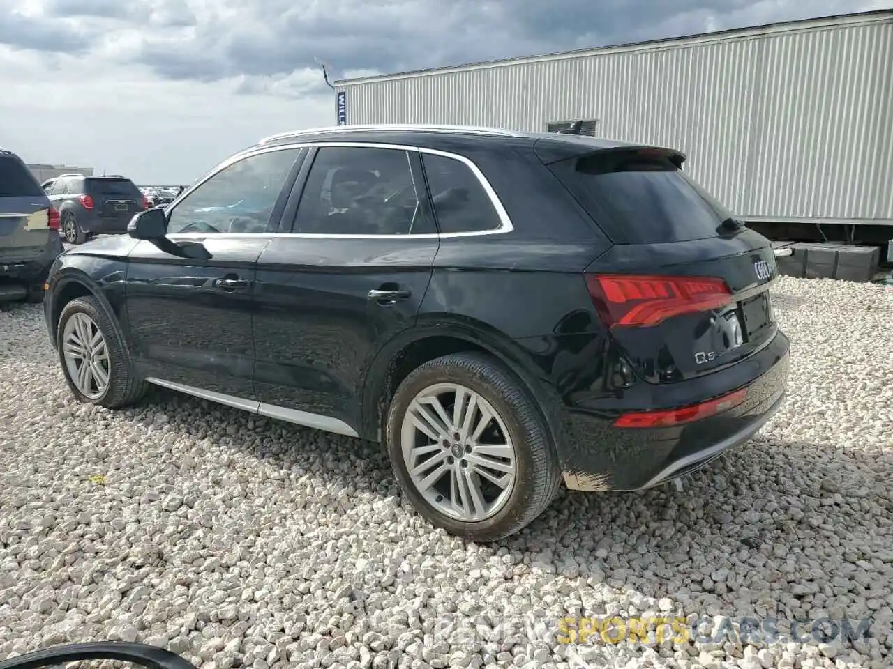 2 Фотография поврежденного автомобиля WA1BNAFY8K2077651 AUDI Q5 2019