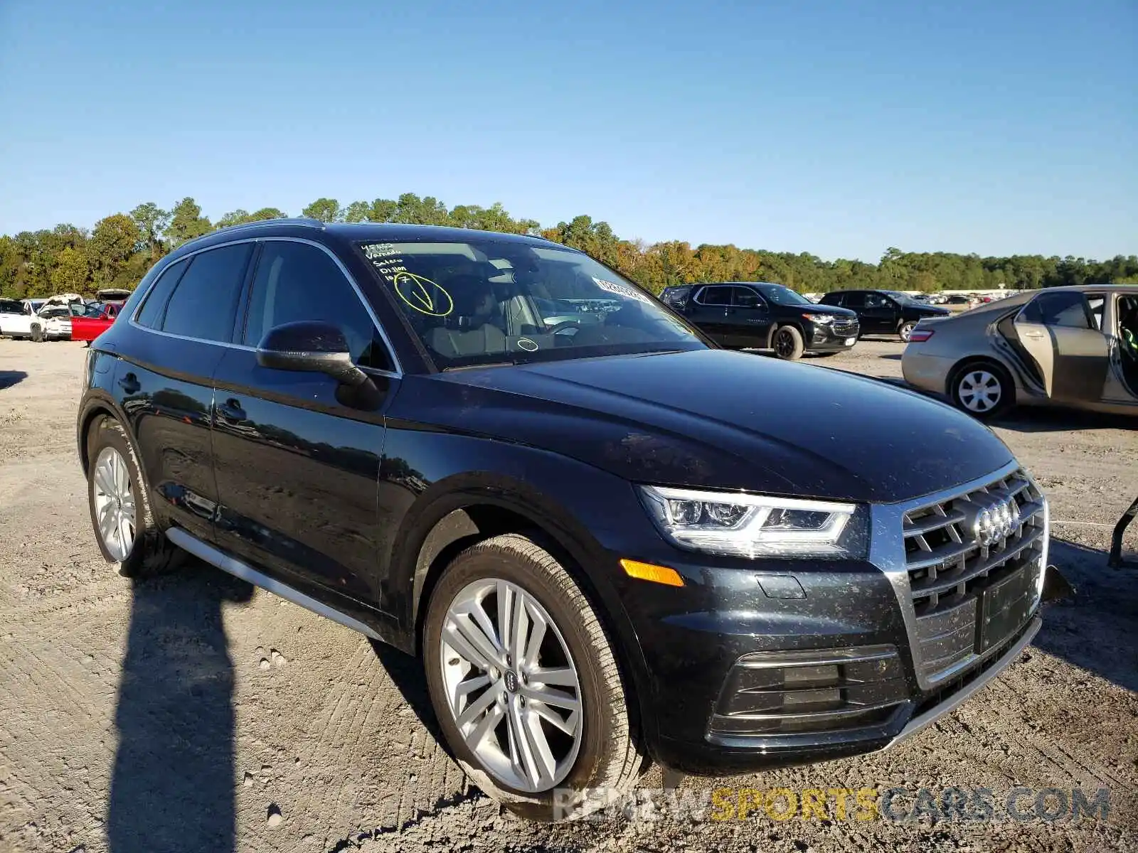 1 Фотография поврежденного автомобиля WA1BNAFY8K2081344 AUDI Q5 2019