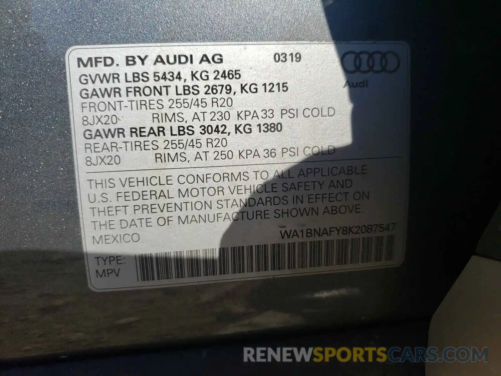 10 Photograph of a damaged car WA1BNAFY8K2087547 AUDI Q5 2019