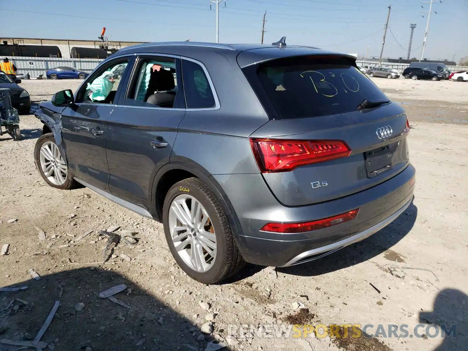 3 Фотография поврежденного автомобиля WA1BNAFY8K2087547 AUDI Q5 2019