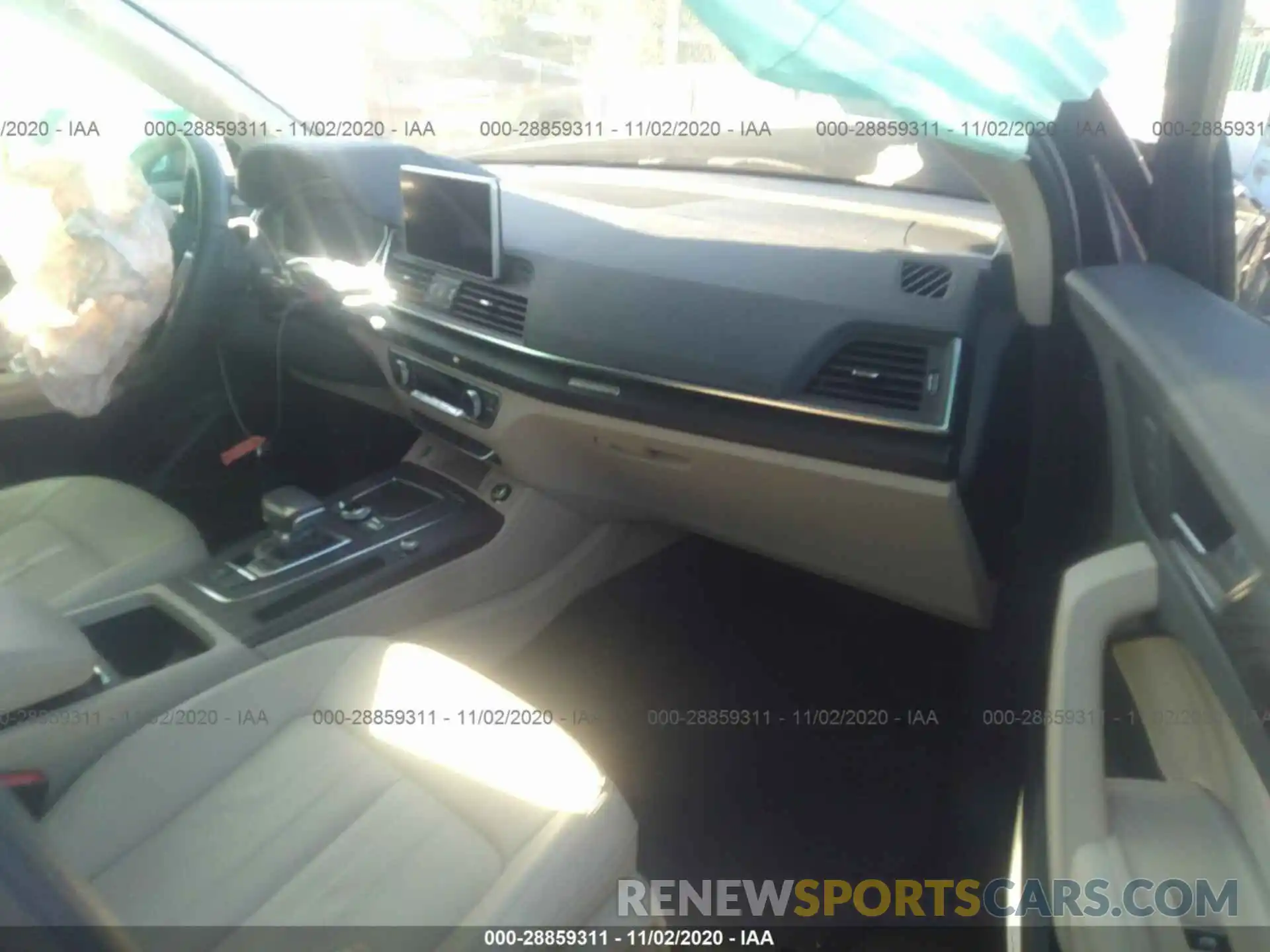 5 Photograph of a damaged car WA1BNAFY8K2100460 AUDI Q5 2019