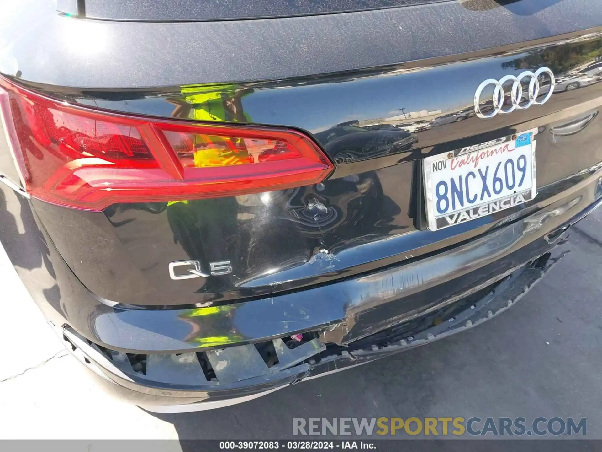 22 Photograph of a damaged car WA1BNAFY8K2101916 AUDI Q5 2019