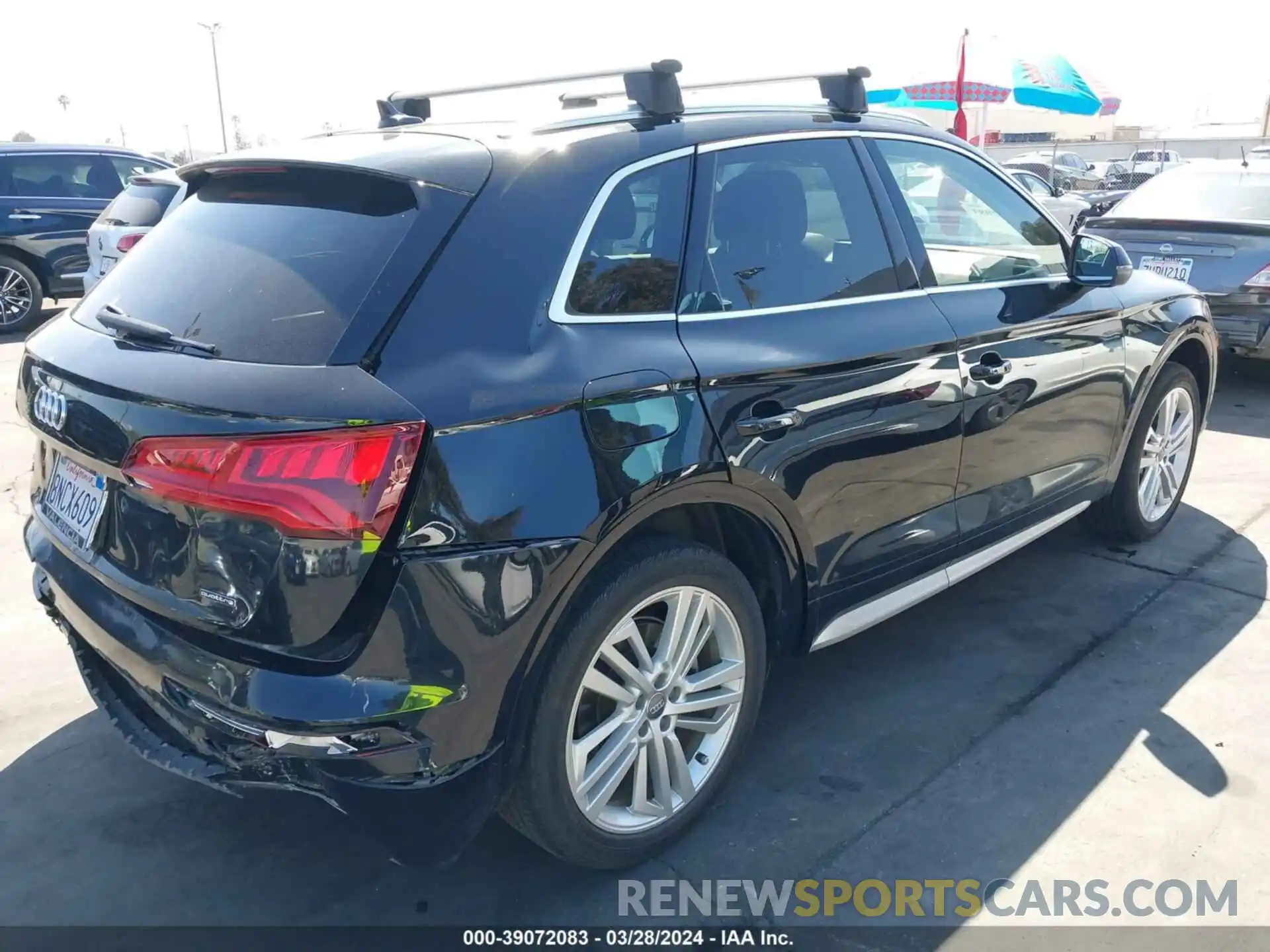 4 Photograph of a damaged car WA1BNAFY8K2101916 AUDI Q5 2019