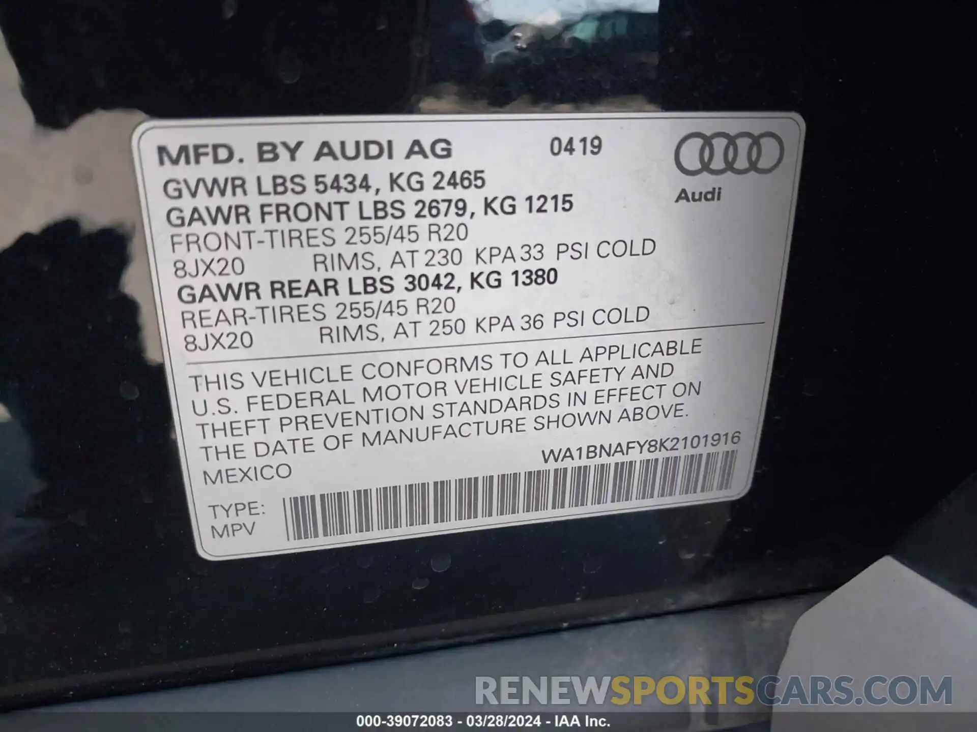 9 Photograph of a damaged car WA1BNAFY8K2101916 AUDI Q5 2019