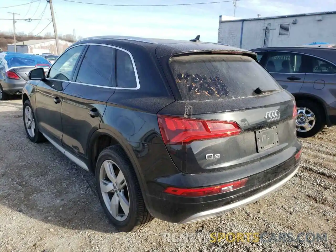 3 Фотография поврежденного автомобиля WA1BNAFY8K2104461 AUDI Q5 2019