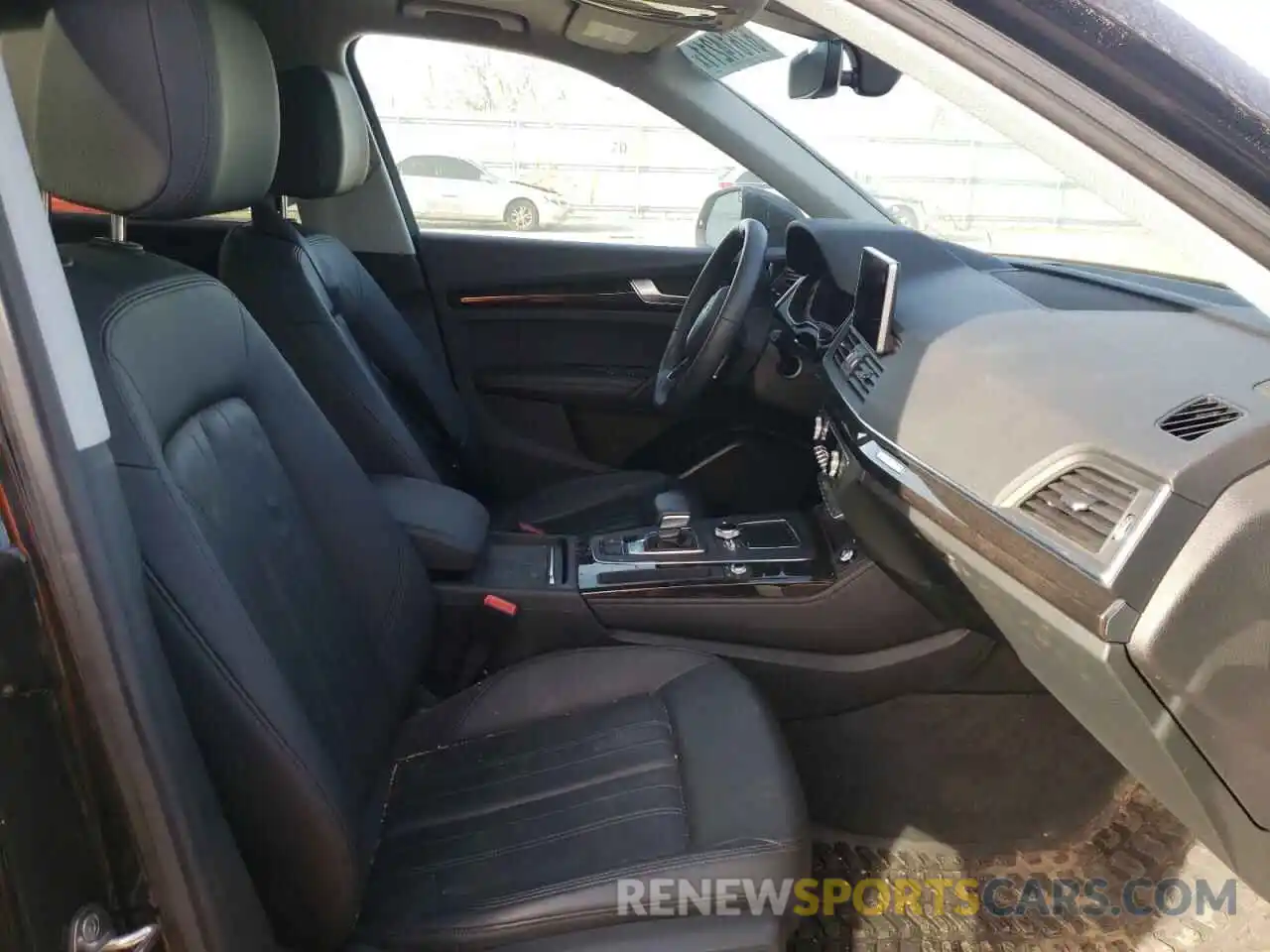 5 Photograph of a damaged car WA1BNAFY8K2104461 AUDI Q5 2019