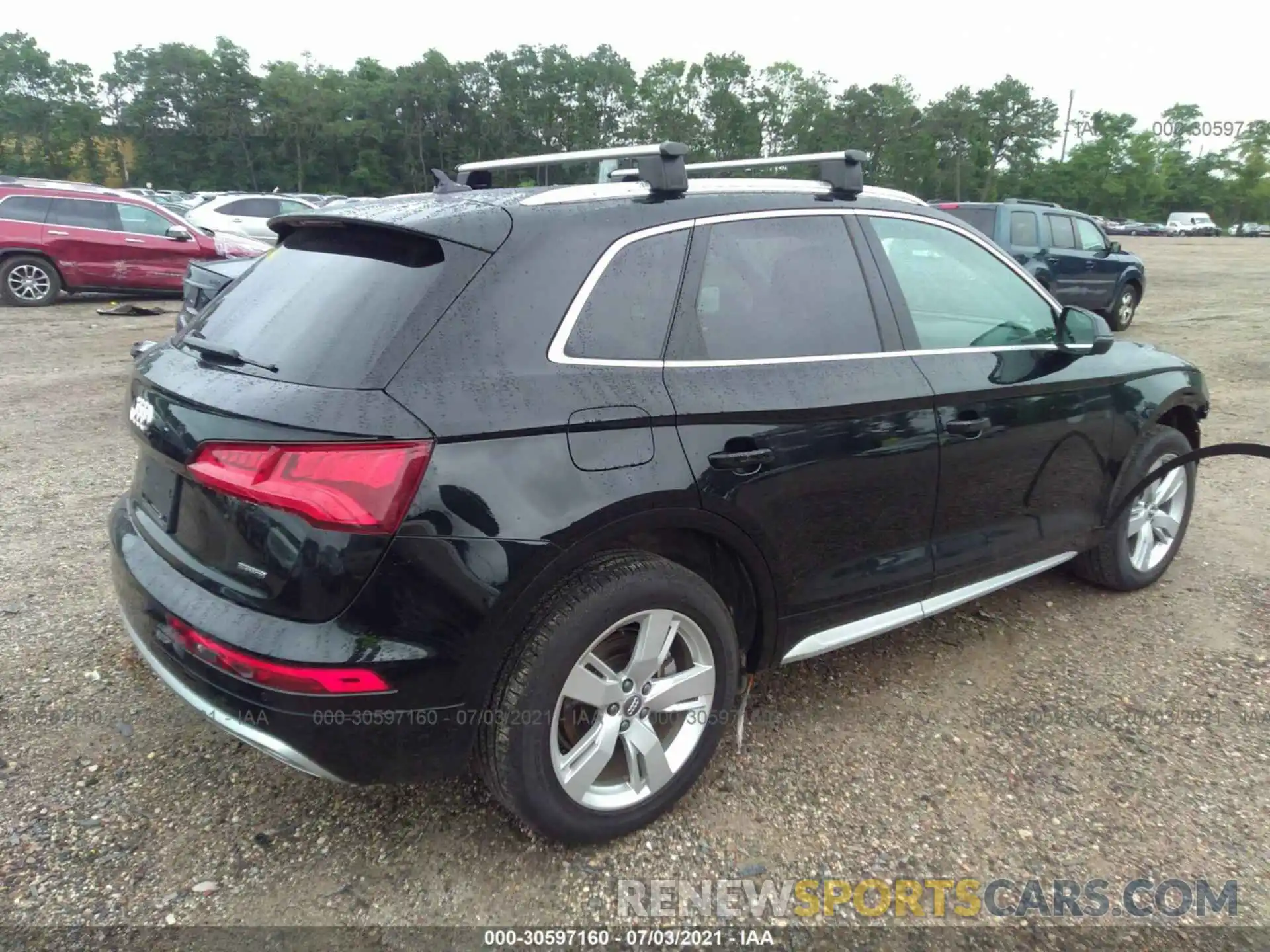 4 Photograph of a damaged car WA1BNAFY8K2122118 AUDI Q5 2019