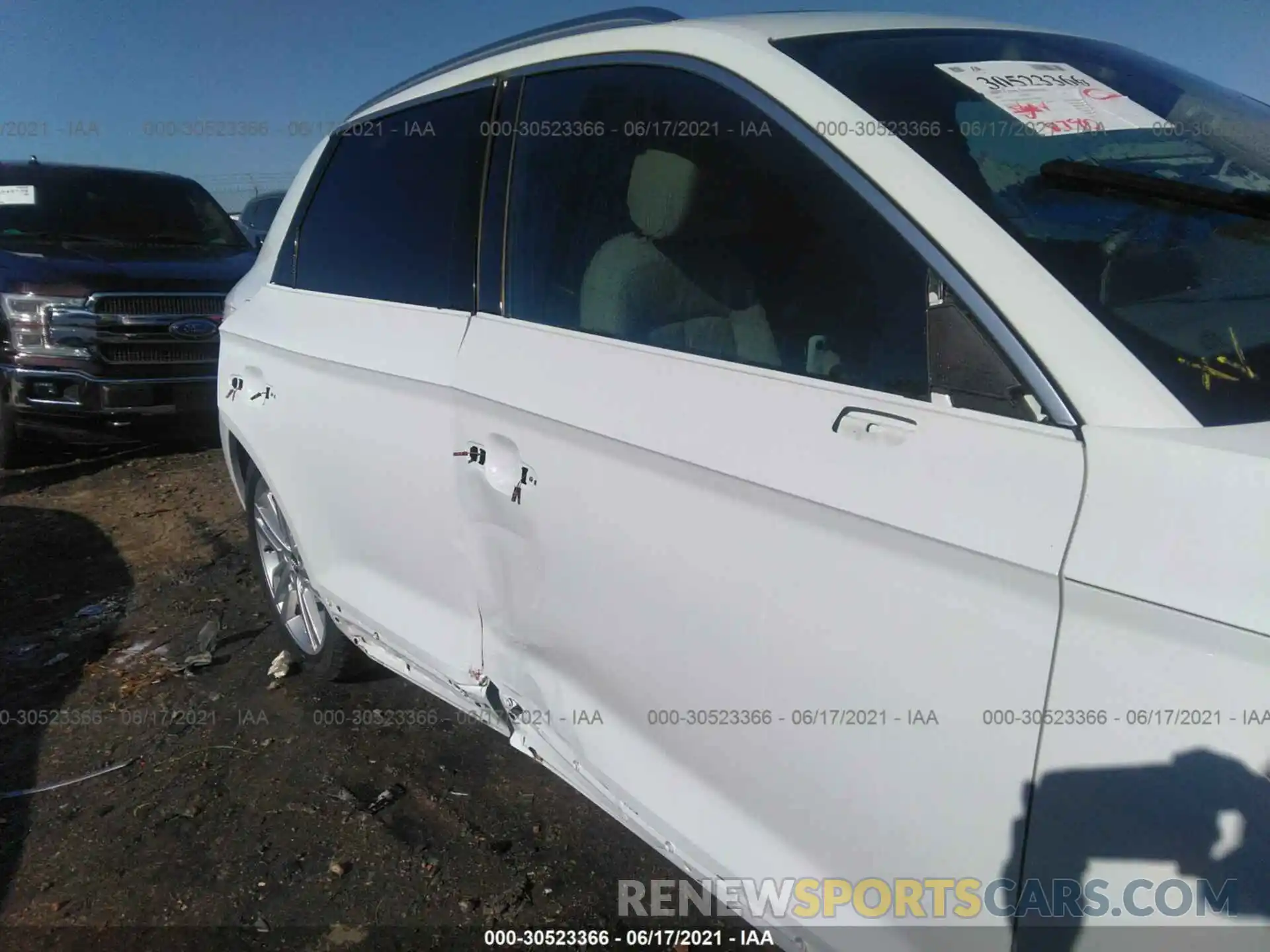 6 Photograph of a damaged car WA1BNAFY8K2136505 AUDI Q5 2019