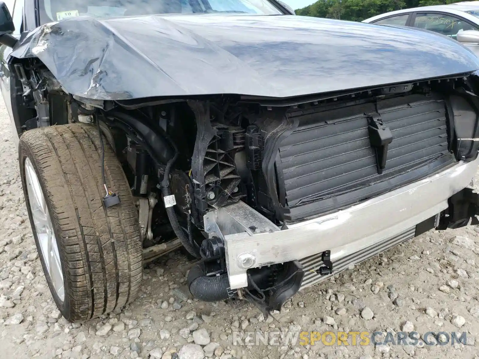 9 Photograph of a damaged car WA1BNAFY9K2026143 AUDI Q5 2019