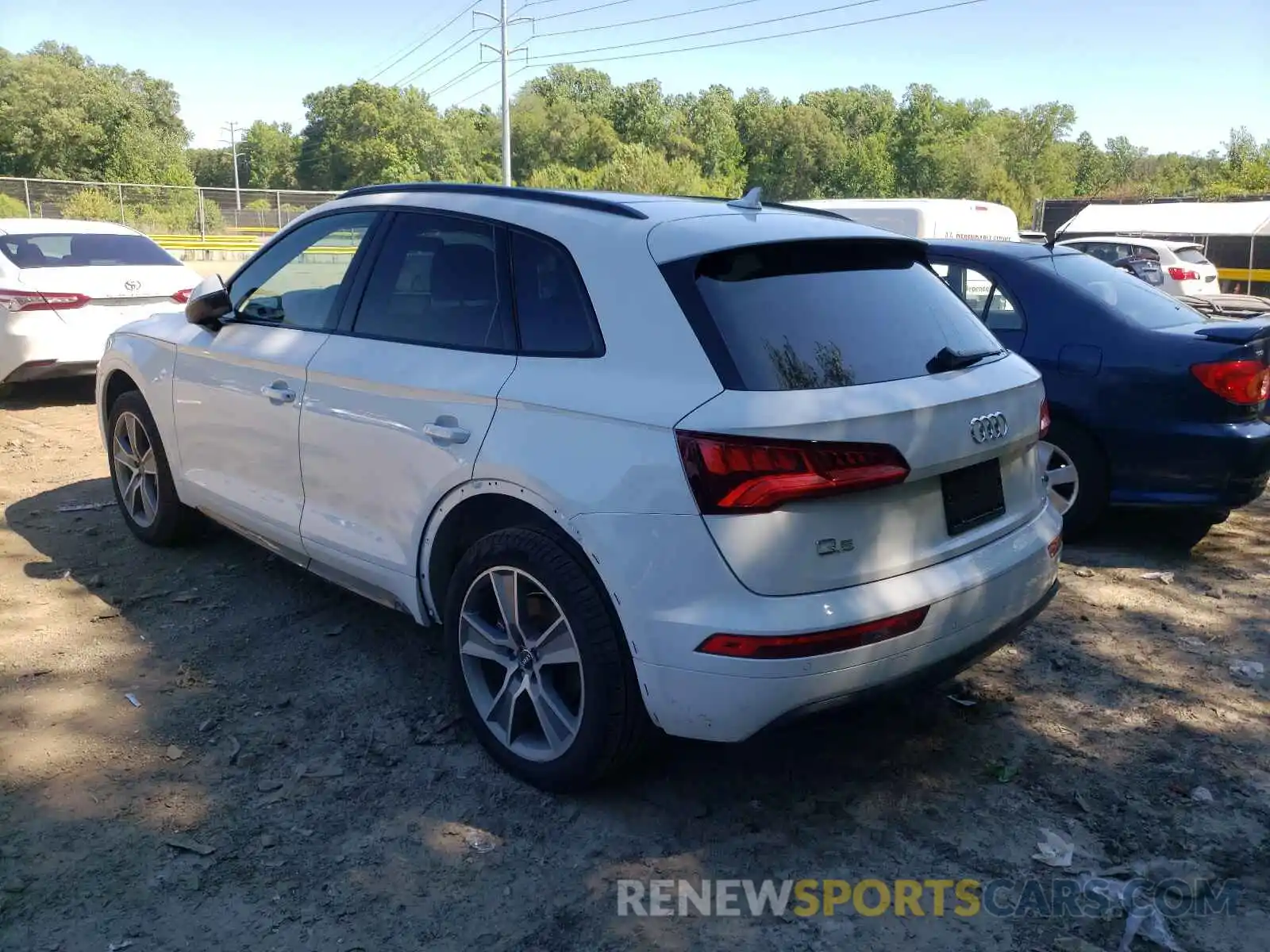 3 Фотография поврежденного автомобиля WA1BNAFY9K2036042 AUDI Q5 2019