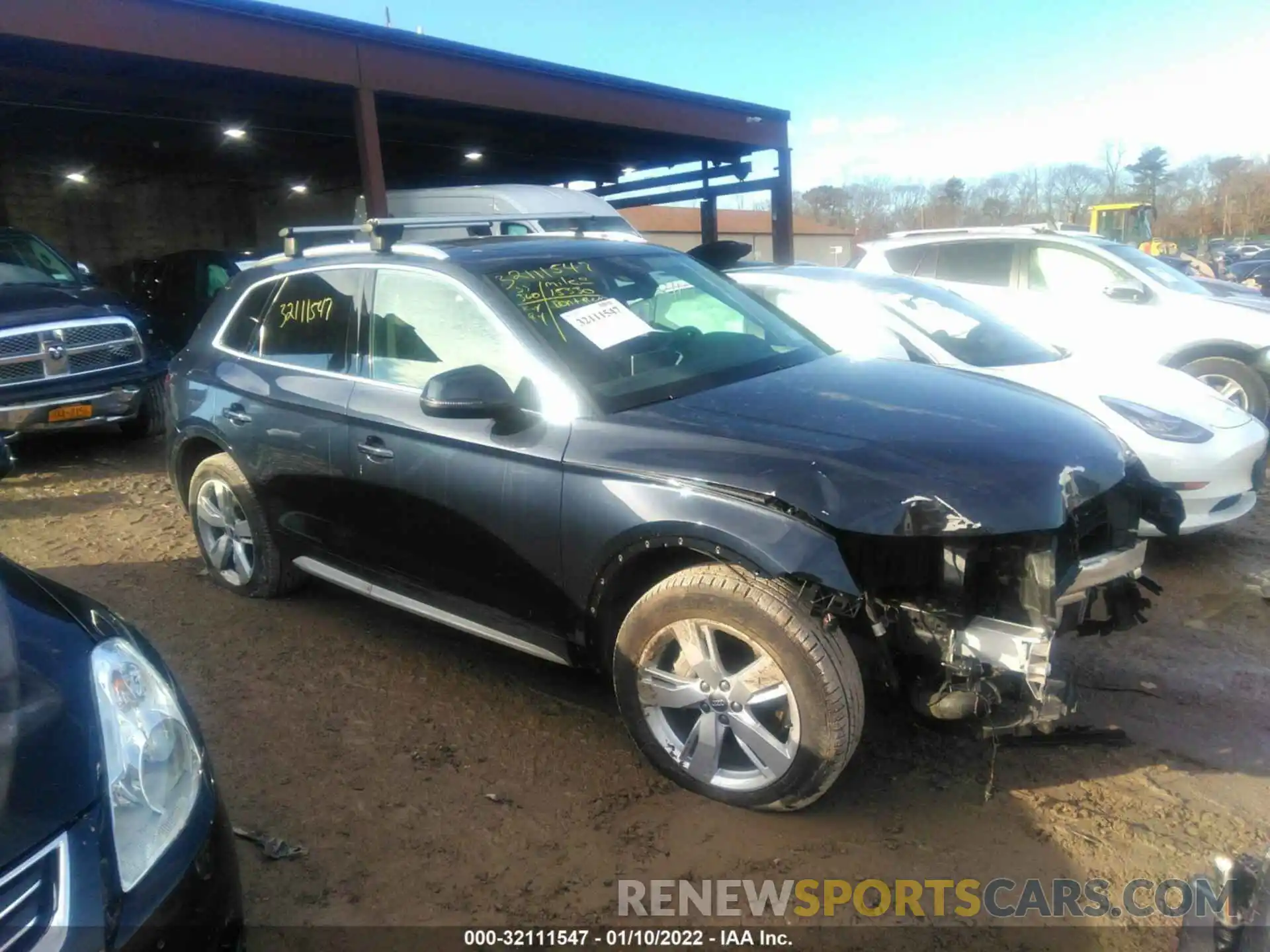 1 Photograph of a damaged car WA1BNAFY9K2039359 AUDI Q5 2019