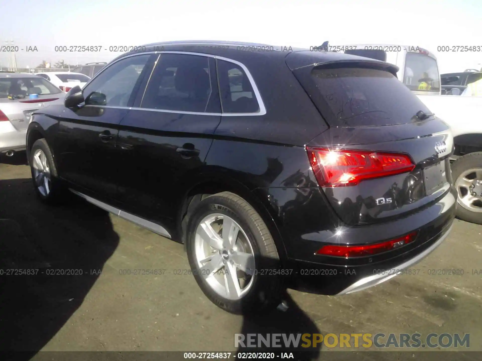 3 Фотография поврежденного автомобиля WA1BNAFY9K2041340 AUDI Q5 2019