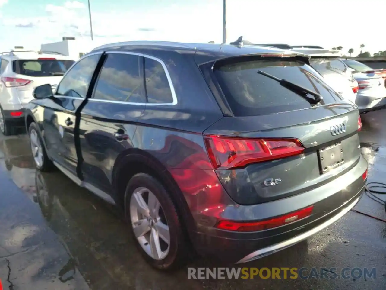 3 Photograph of a damaged car WA1BNAFY9K2063368 AUDI Q5 2019