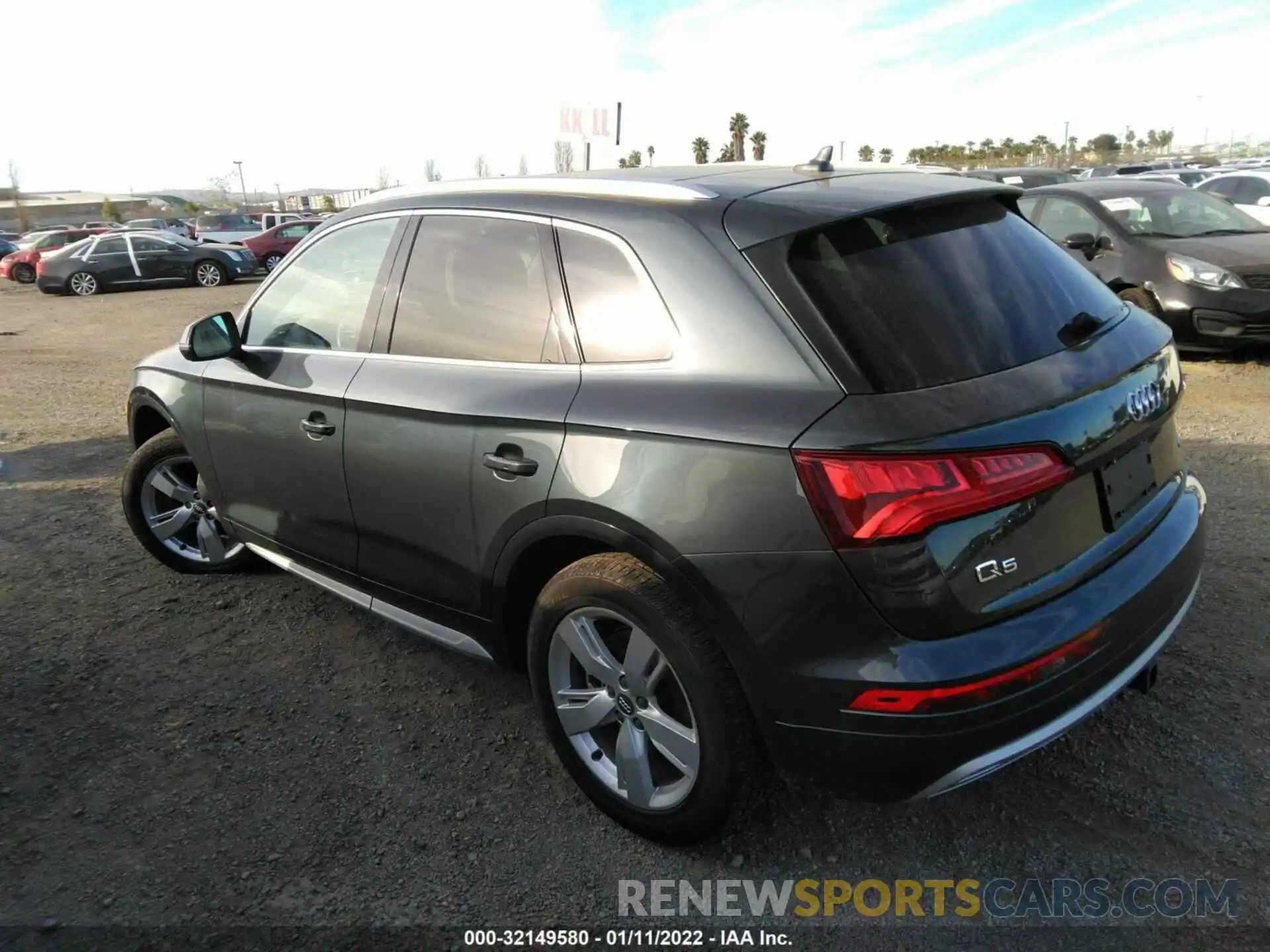 3 Фотография поврежденного автомобиля WA1BNAFY9K2066240 AUDI Q5 2019