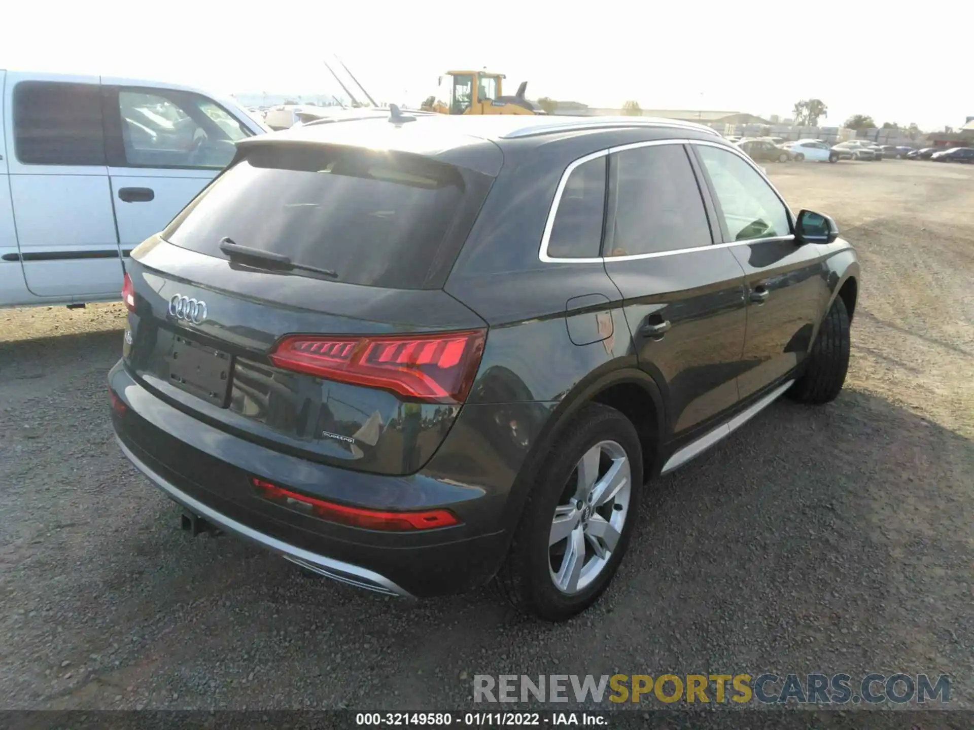 4 Фотография поврежденного автомобиля WA1BNAFY9K2066240 AUDI Q5 2019