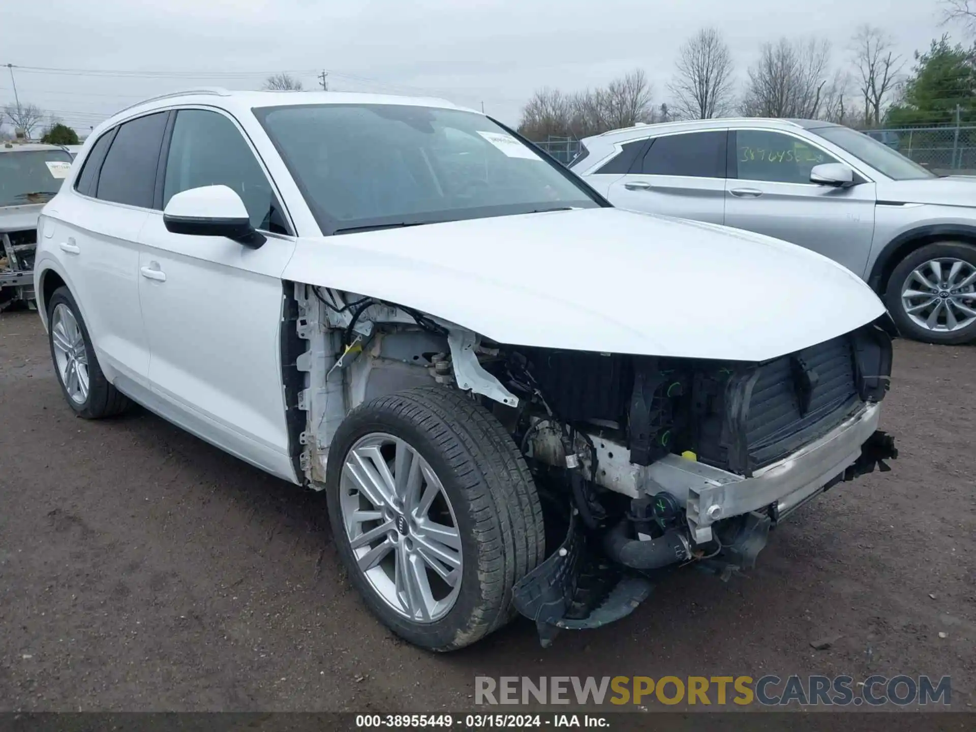 1 Photograph of a damaged car WA1BNAFY9K2068487 AUDI Q5 2019