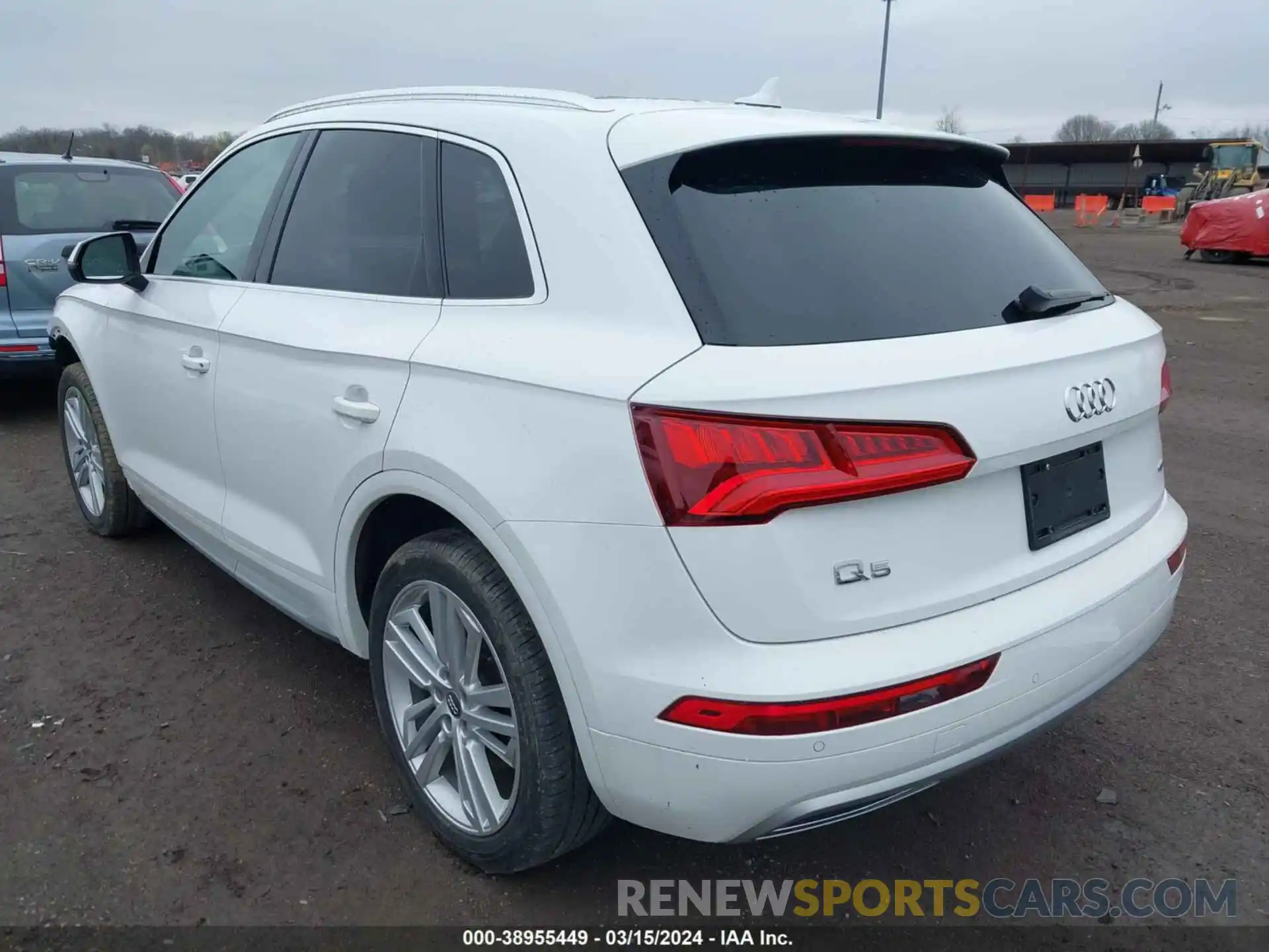 3 Photograph of a damaged car WA1BNAFY9K2068487 AUDI Q5 2019