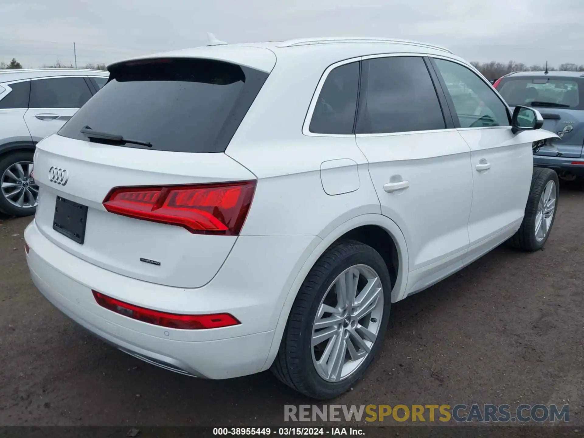 4 Photograph of a damaged car WA1BNAFY9K2068487 AUDI Q5 2019