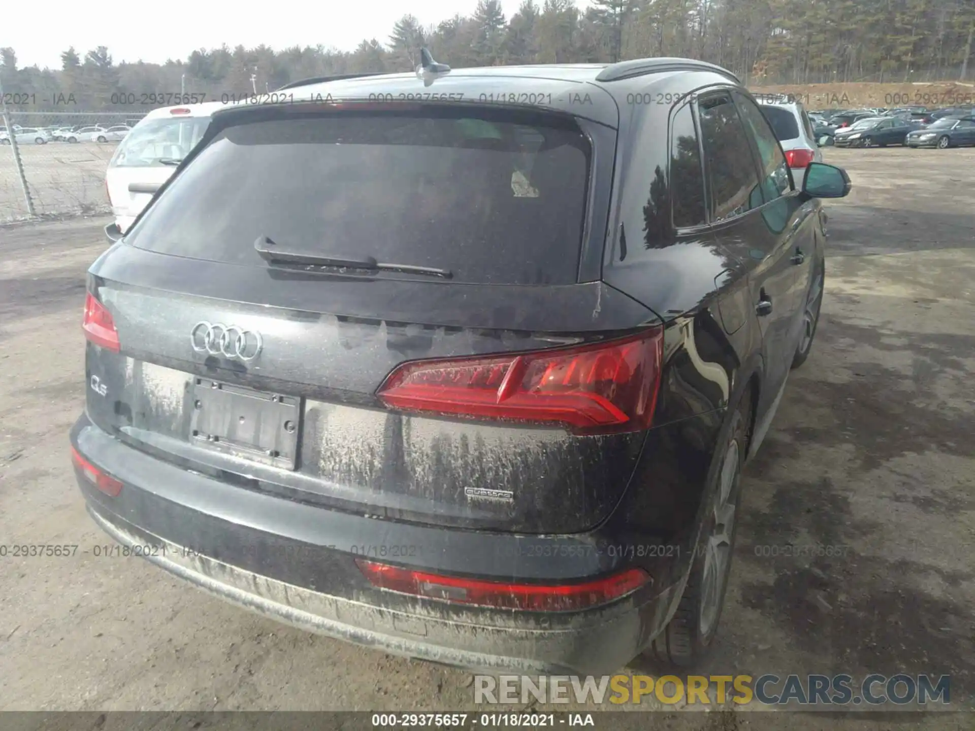 4 Фотография поврежденного автомобиля WA1BNAFY9K2069462 AUDI Q5 2019