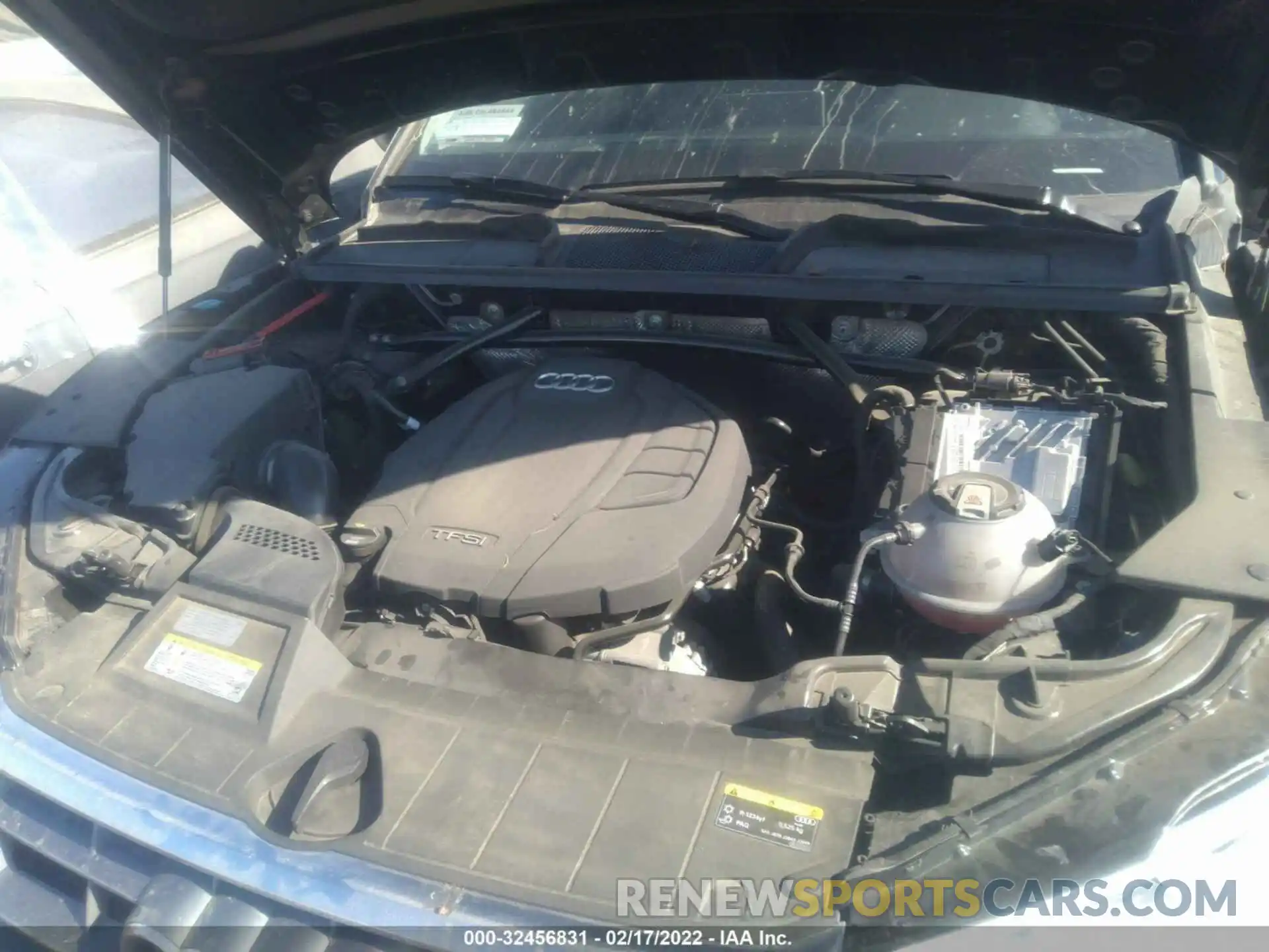 10 Photograph of a damaged car WA1BNAFY9K2074788 AUDI Q5 2019