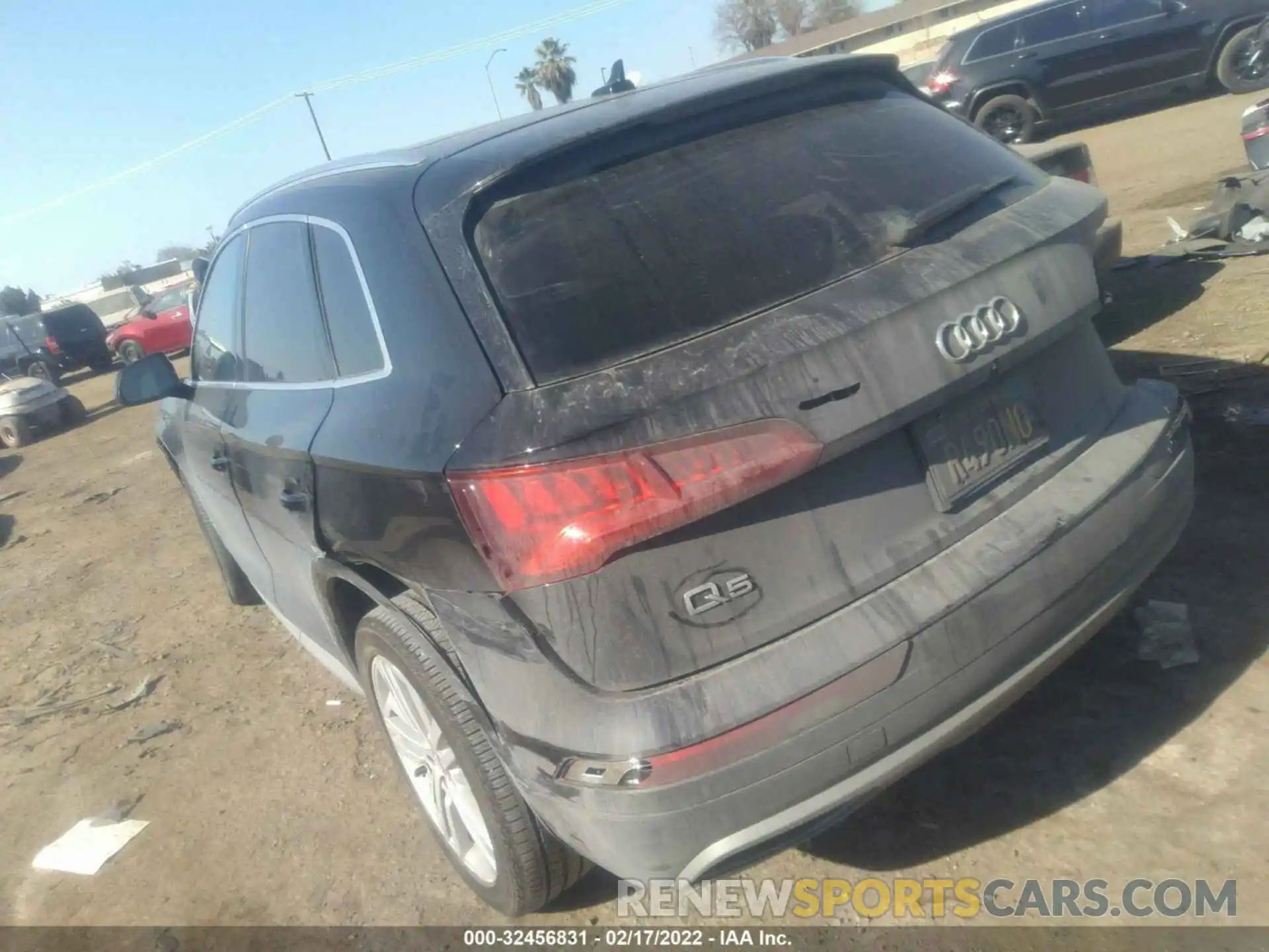 3 Фотография поврежденного автомобиля WA1BNAFY9K2074788 AUDI Q5 2019