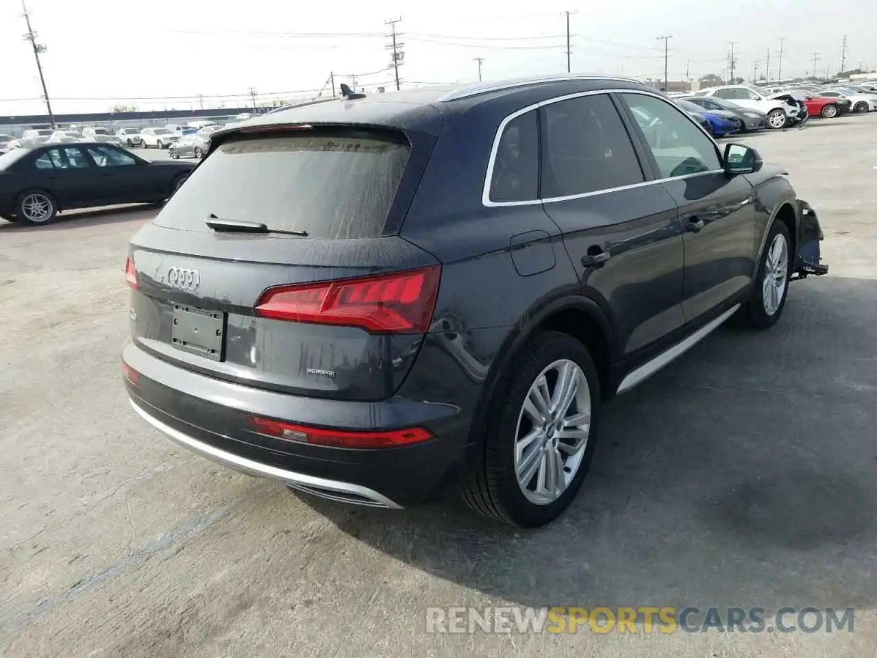 4 Фотография поврежденного автомобиля WA1BNAFY9K2076623 AUDI Q5 2019