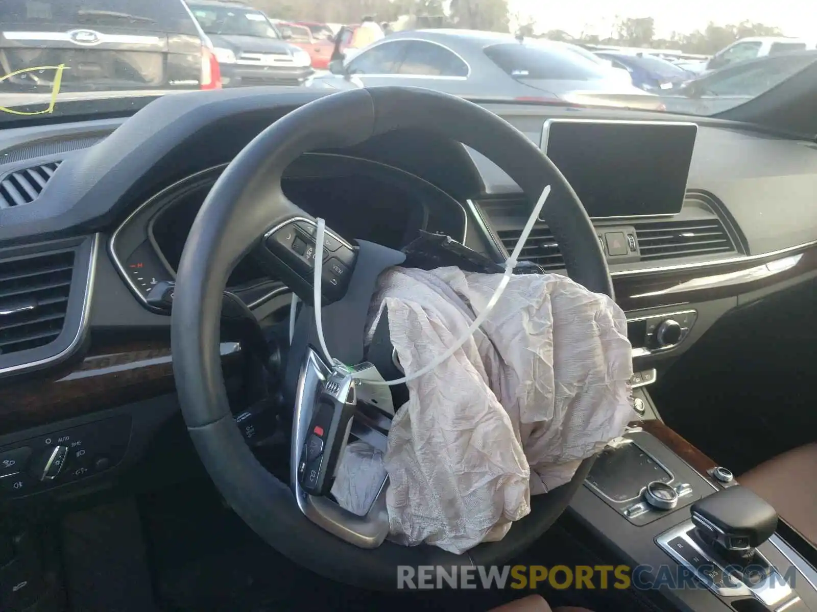 9 Photograph of a damaged car WA1BNAFY9K2087377 AUDI Q5 2019