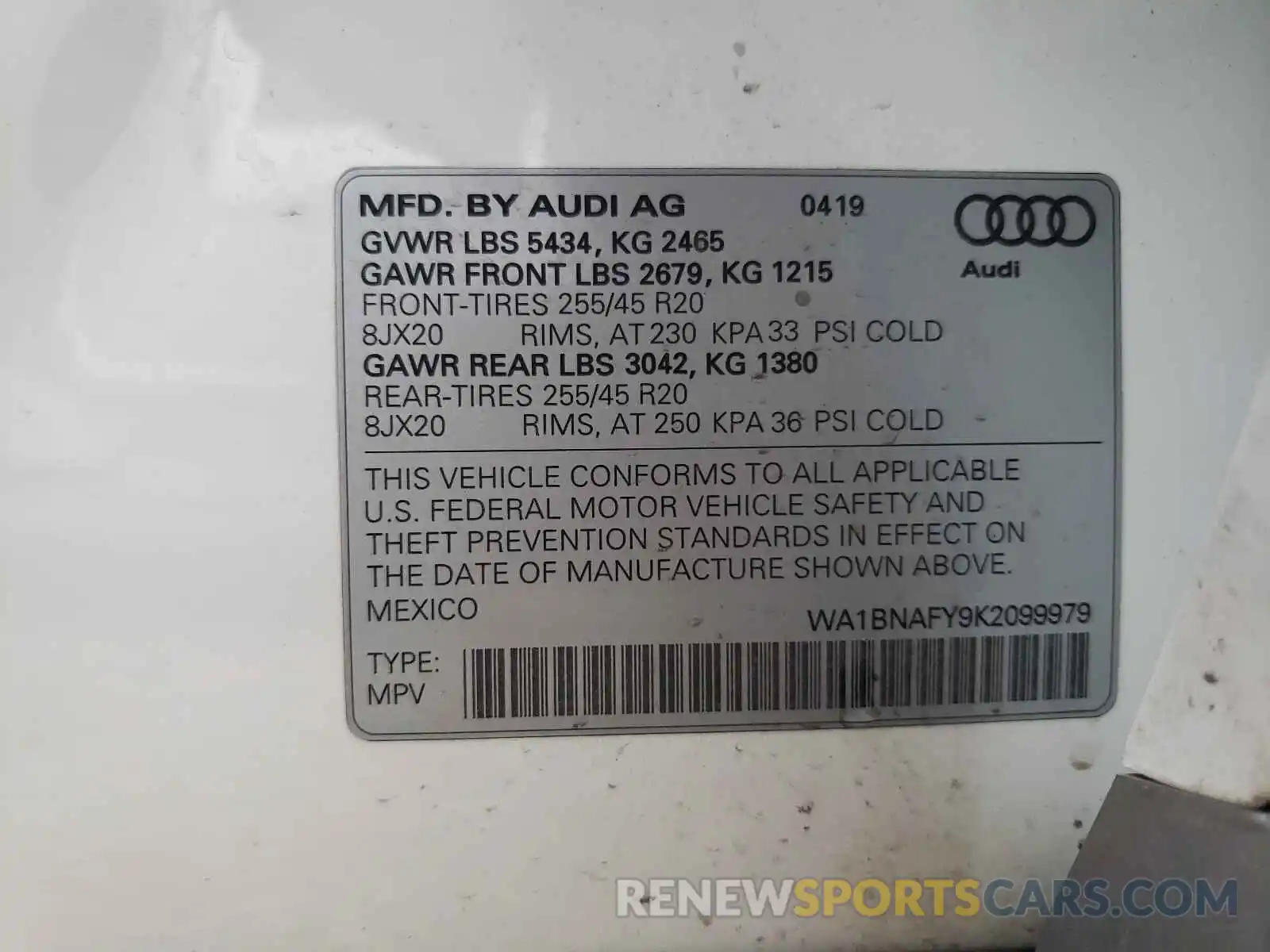 10 Photograph of a damaged car WA1BNAFY9K2099979 AUDI Q5 2019